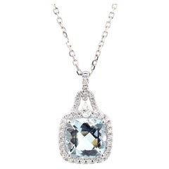 Colgante de gota de oro con aguamarina natural en cojín y diamante blanco de 2,91 quilates TW