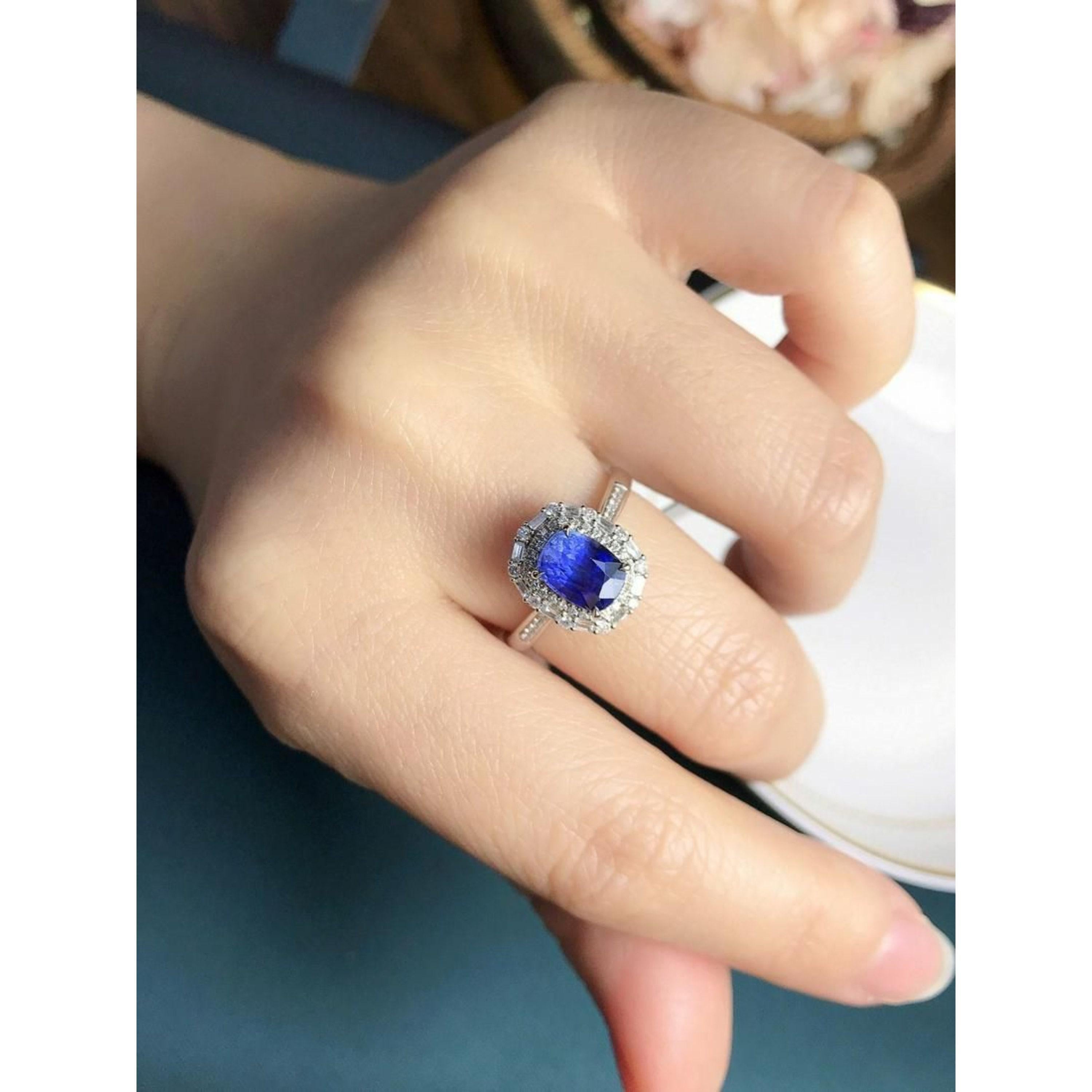 For Sale:  Natural Cushion Cut Sapphire Engagement Ring, Diamond Wedding Ring 3
