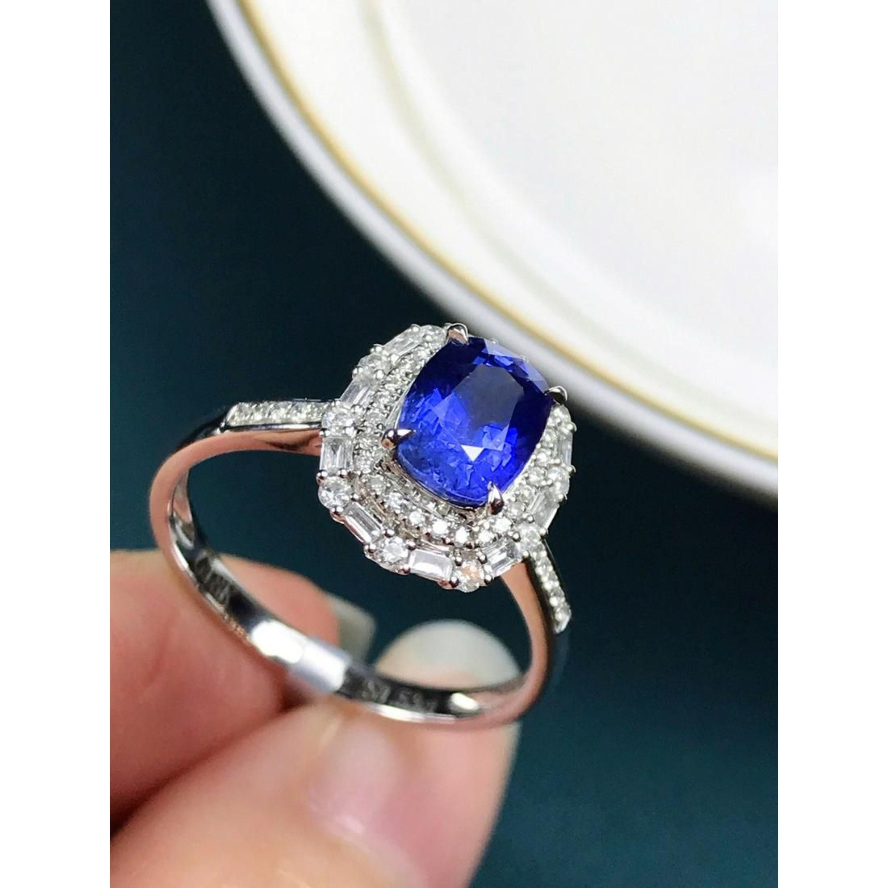 For Sale:  Natural Cushion Cut Sapphire Engagement Ring, Diamond Wedding Ring 7