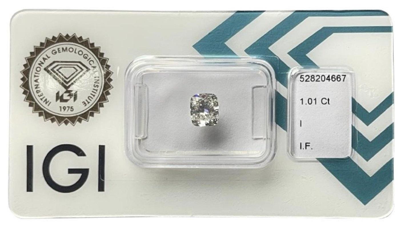 Taille coussin Diamant naturel taille coussin modifi de 1,01 carat, certifi IGI en vente