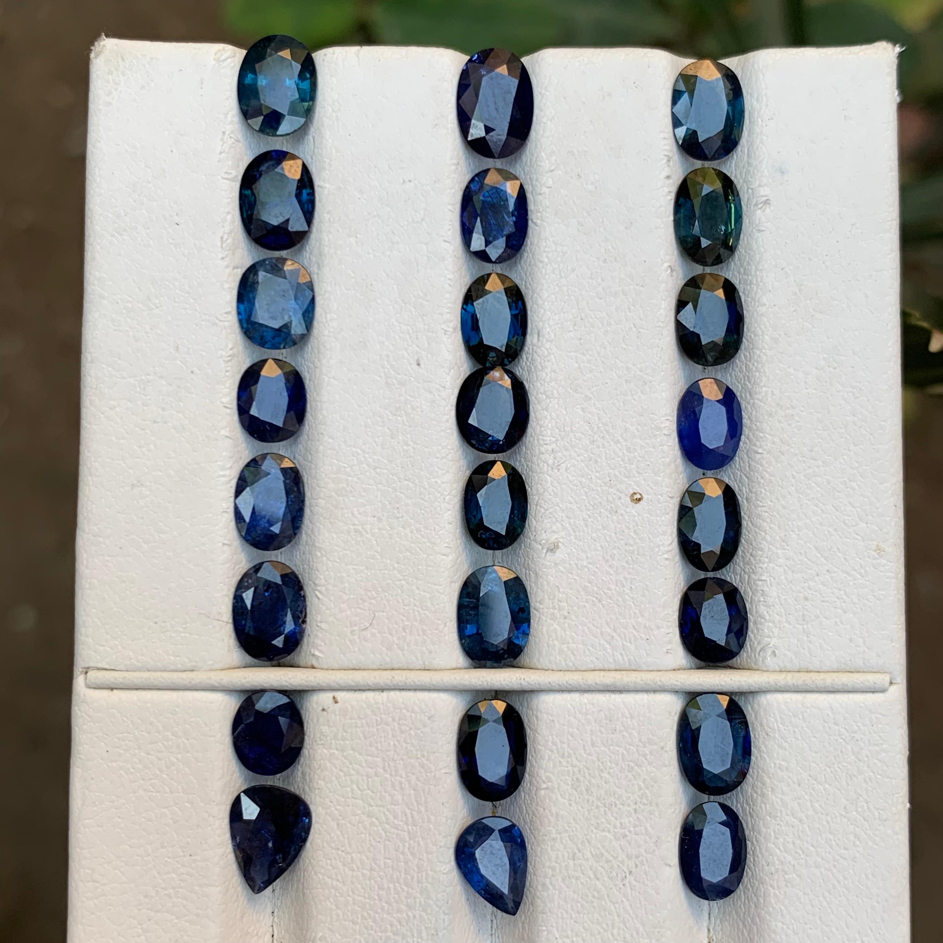 Natürlicher dunkelblauer Saphir Paket 21.45 Ct Oval Schliff Lose Edelsteine Schmuck Größe im Zustand „Neu“ im Angebot in Peshawar, PK