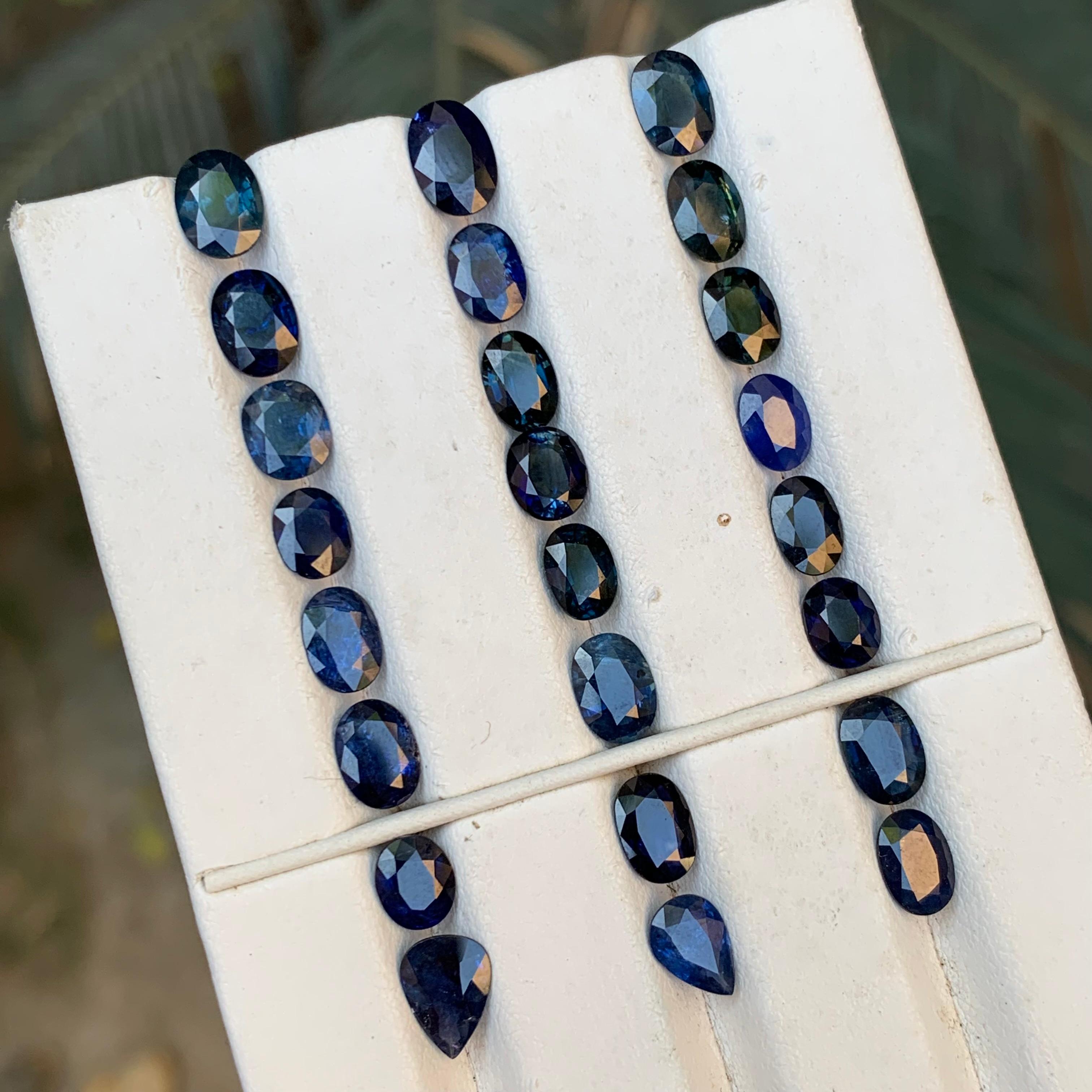 Natürlicher dunkelblauer Saphir Paket 21.45 Ct Oval Schliff Lose Edelsteine Schmuck Größe für Damen oder Herren im Angebot