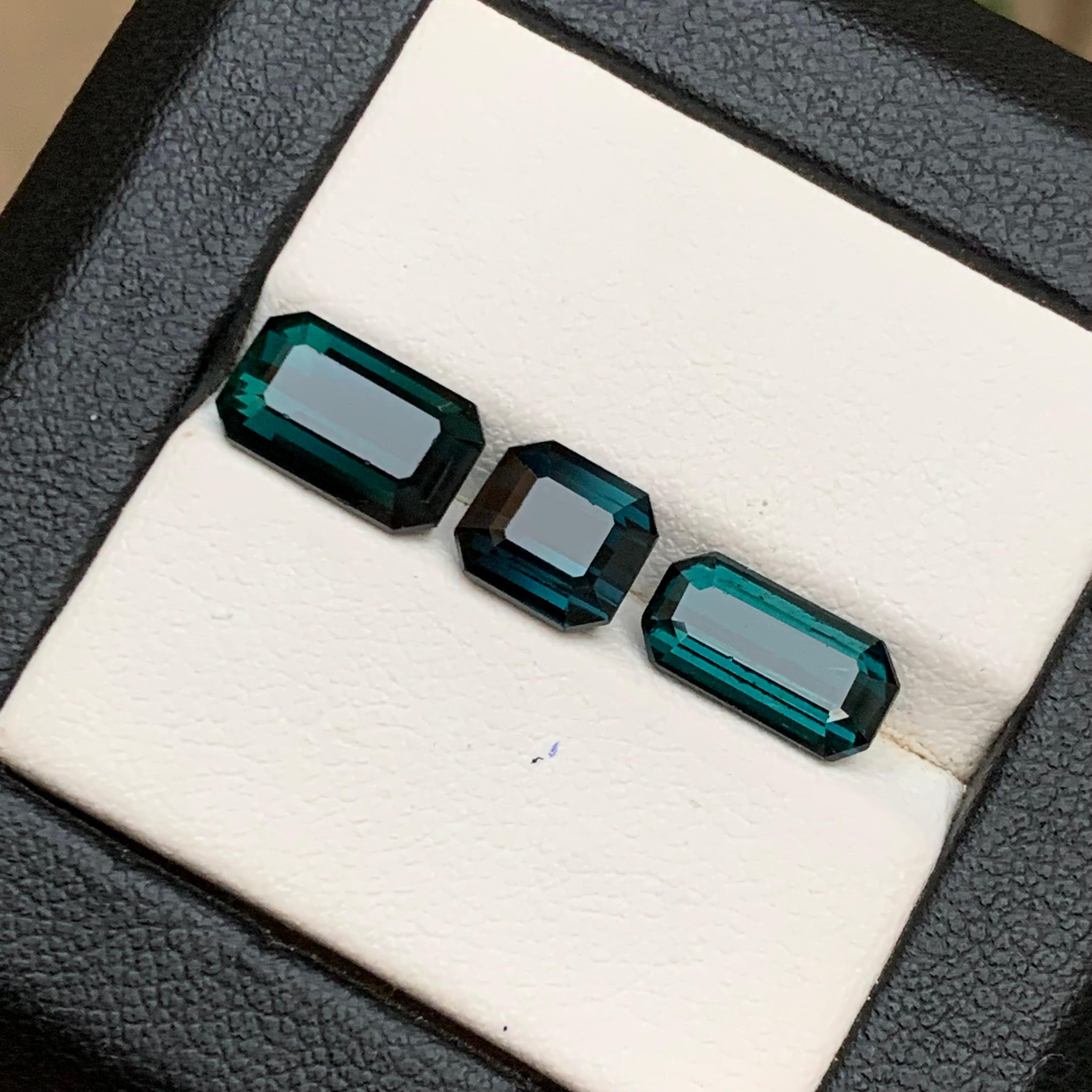 Nature Indicolite scura, tormalina verde 6,66 carati taglio smeraldo Gemme sciolte in vendita 4