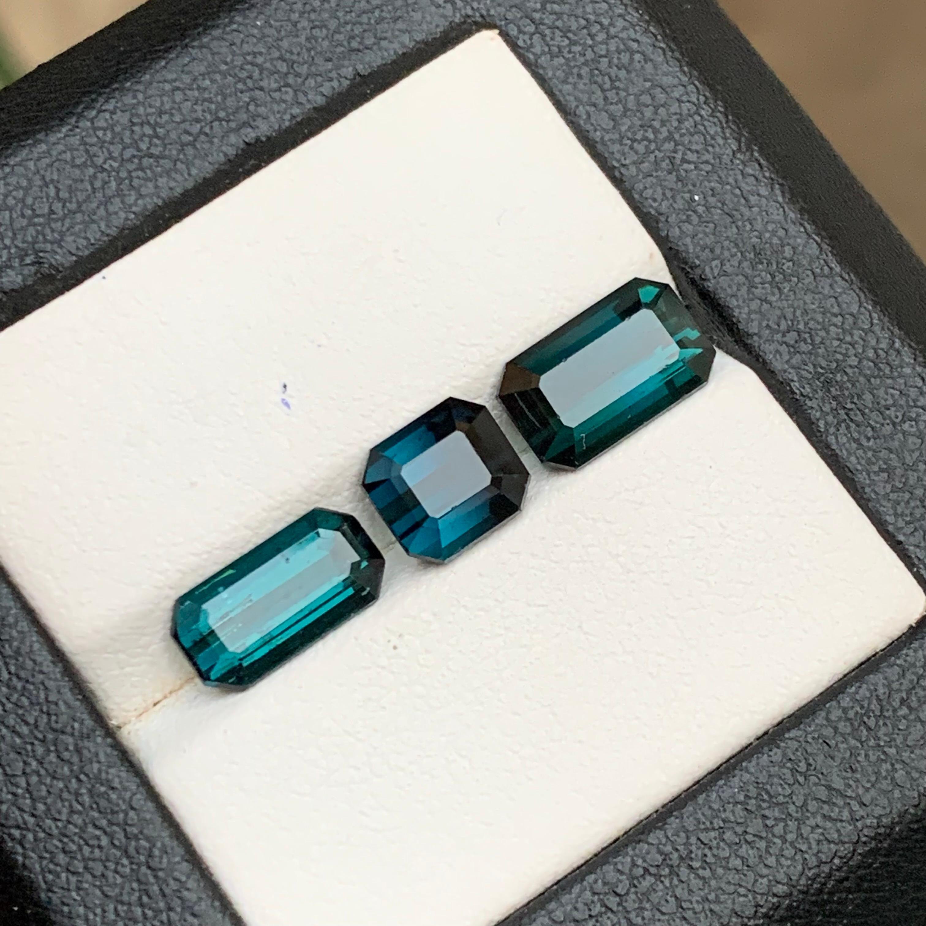 Nature Indicolite scura, tormalina verde 6,66 carati taglio smeraldo Gemme sciolte in vendita 5