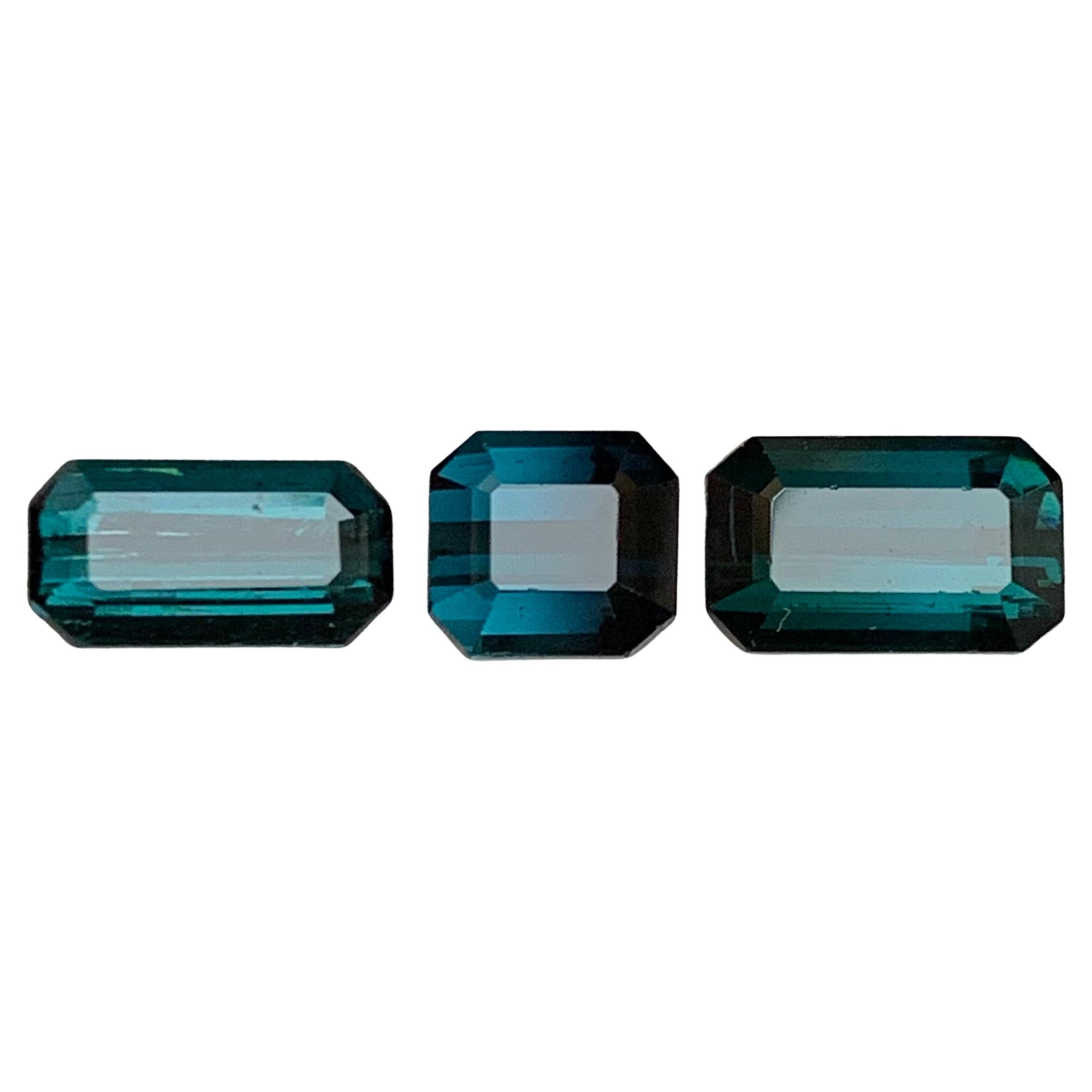 Nature Indicolite scura, tormalina verde 6,66 carati taglio smeraldo Gemme sciolte