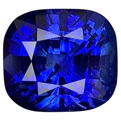 Natürlicher tiefblauer Saphir Edelstein: 6,36 CTs Facettierter Kissenschliff