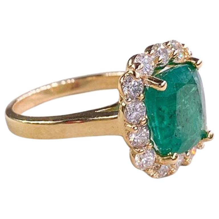 Natural Deep Emerald 14 Karat White Gold Diamond Ring for Her For Sale