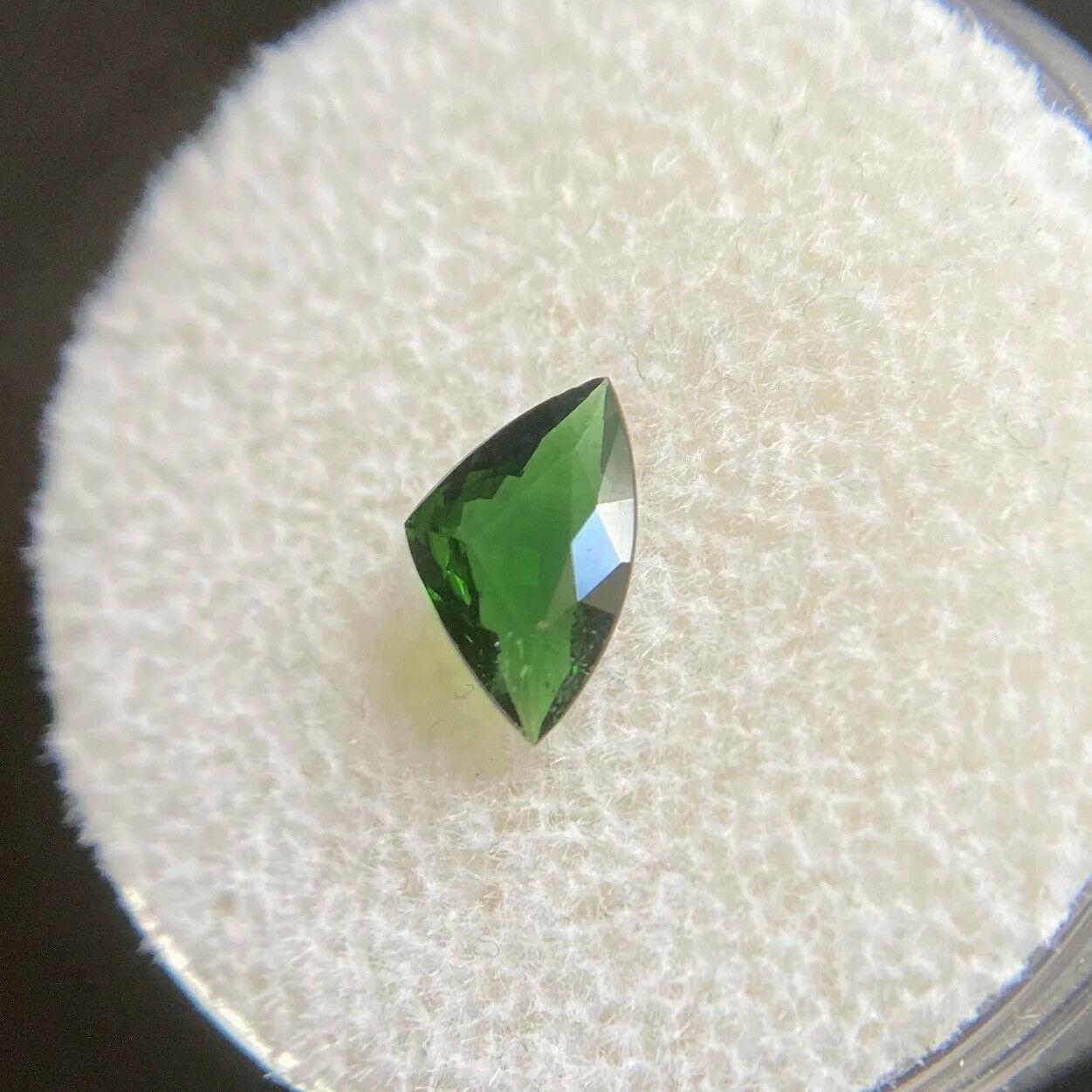 Natural Deep Green Chrome Tourmaline 0.49ct Trillion Triangle Cut Rare Gem For Sale 1
