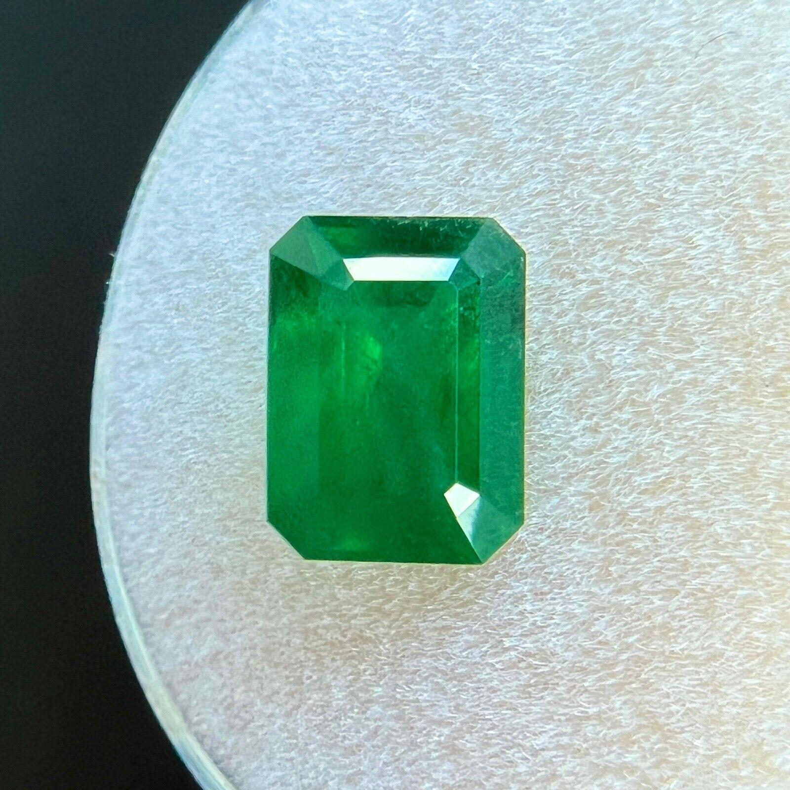 Natural Deep Green Emerald 1.77ct Octagon Emerald Cut Loose Gemstone In New Condition In Birmingham, GB