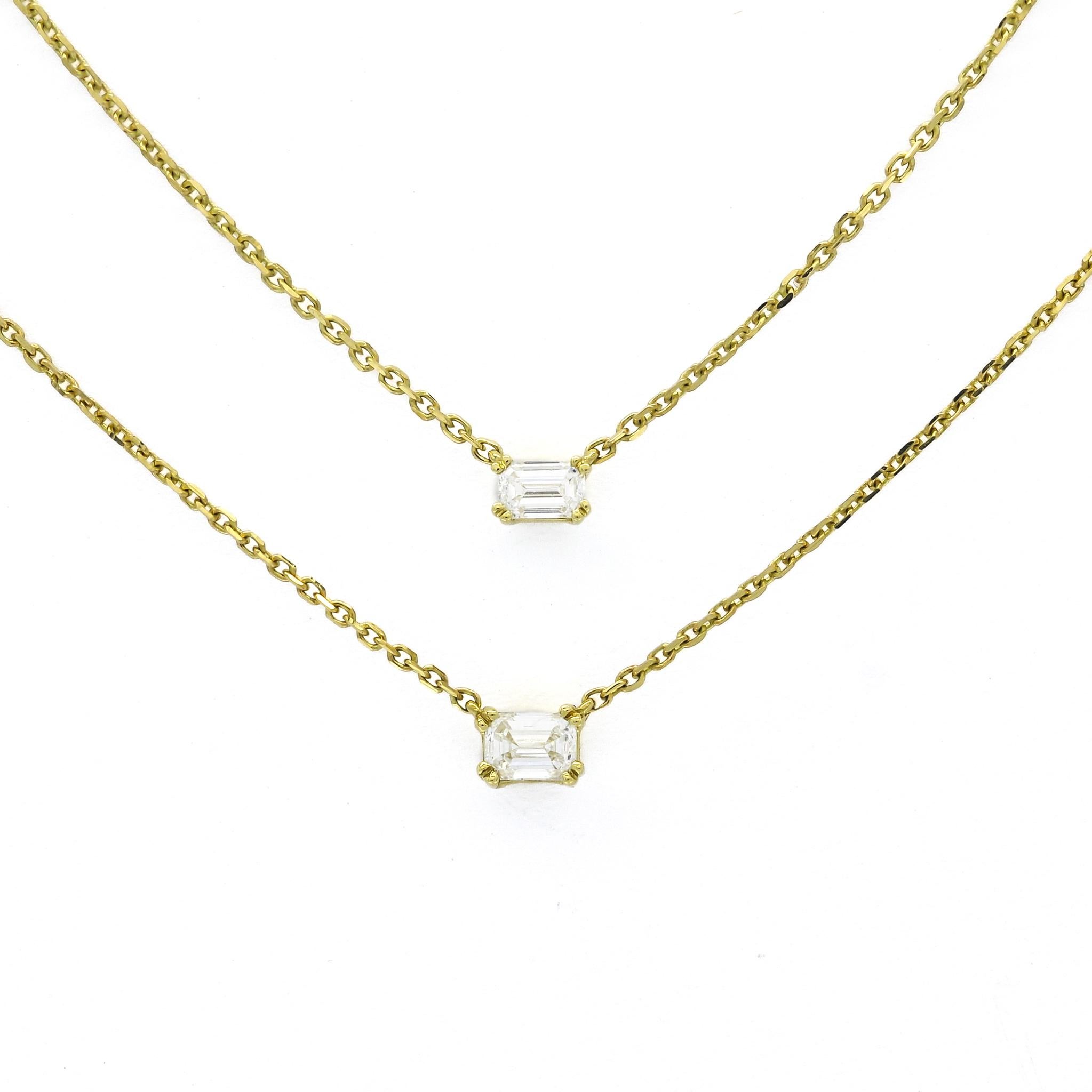 Women's Natural Diamond 0.11CT 18Karat Yellow Gold Emerald Cut Necklace For Sale