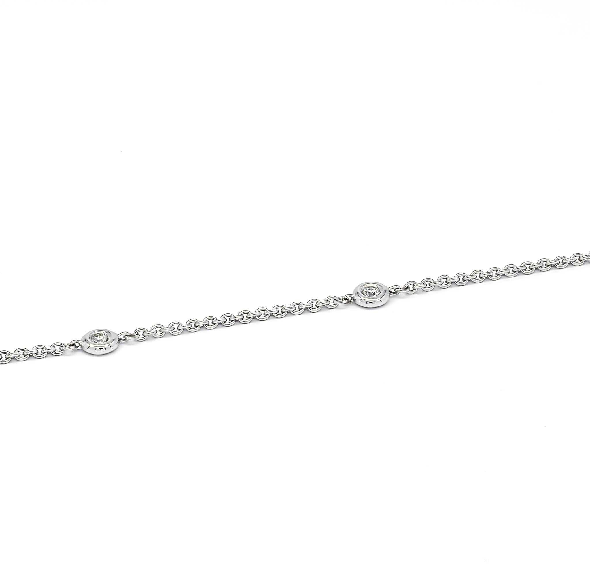 Modern Natural Diamond 0.14 carats 18 Karats White Gold Chain Link Bracelet  For Sale