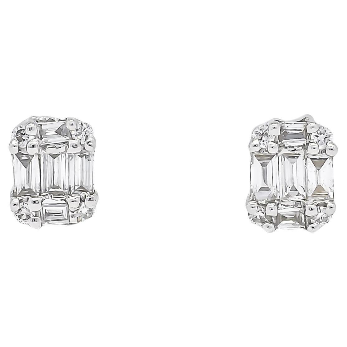 Natural Diamond 0.14 carats 18 KT White Gold Simple Cluster Earrings  For Sale