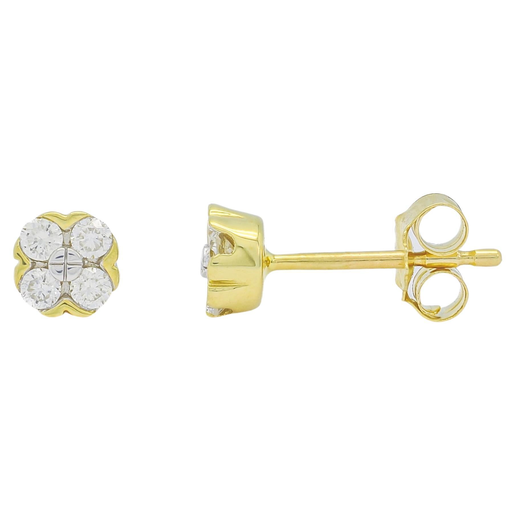 Natural Diamond 0.15 carats 18 Karat Yellow Gold Flower Shape Stud Earrings  For Sale