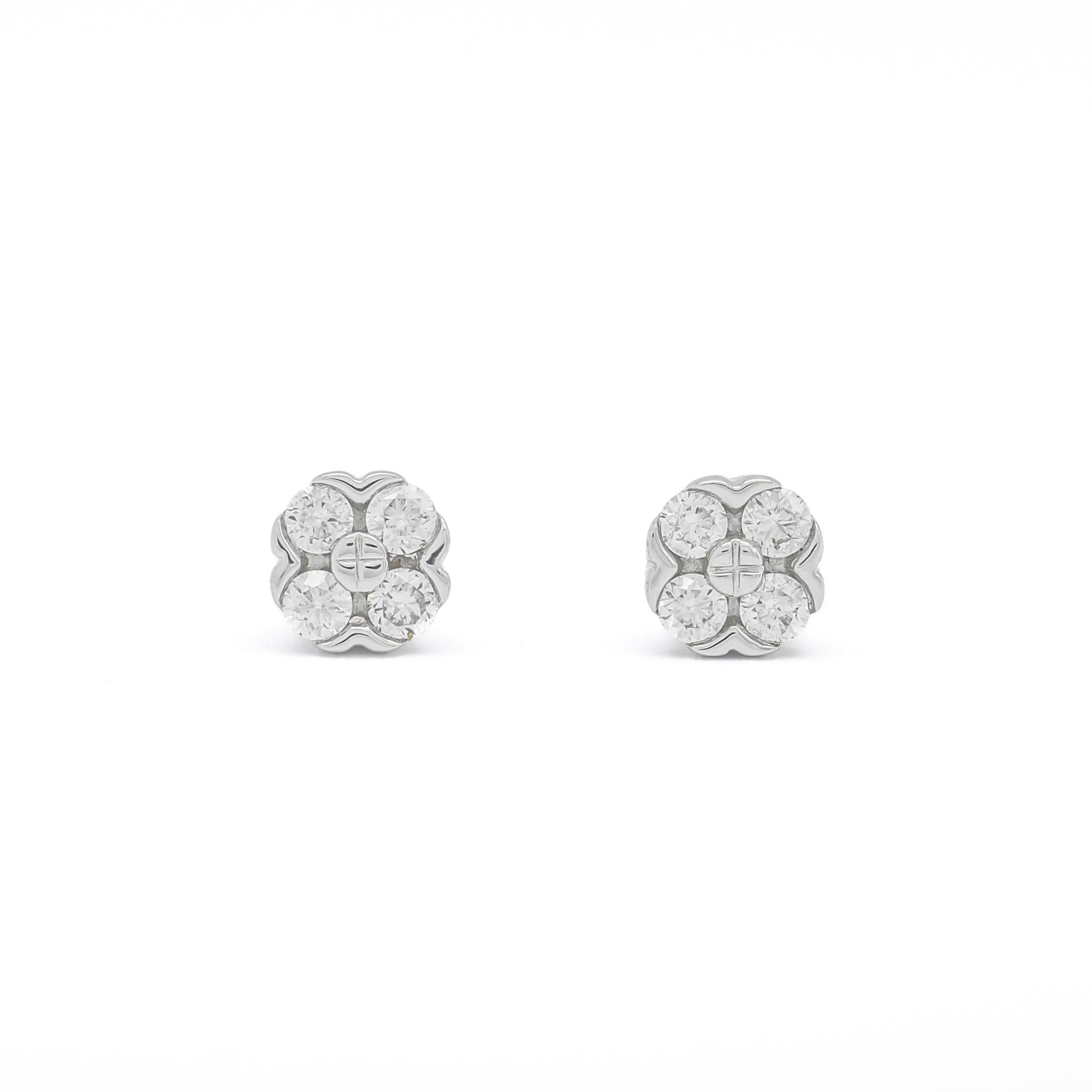 Round Cut Natural Diamond 0.15 carats 18 Karats White Gold Flower Shape Stud Earrings  For Sale