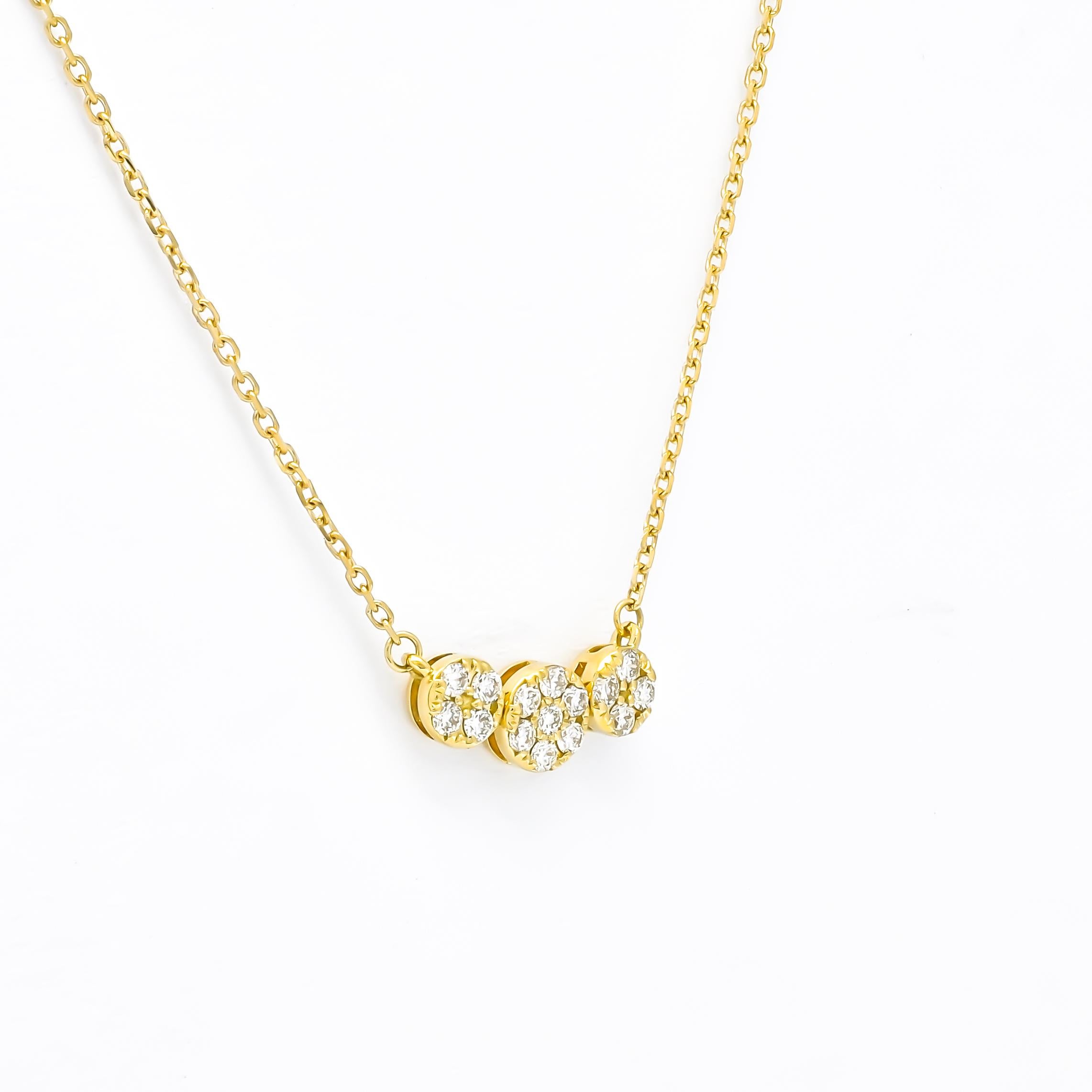 Round Cut Natural Diamond 0.17 carats 18 KT Yellow Gold Chain Pendant Necklace  For Sale