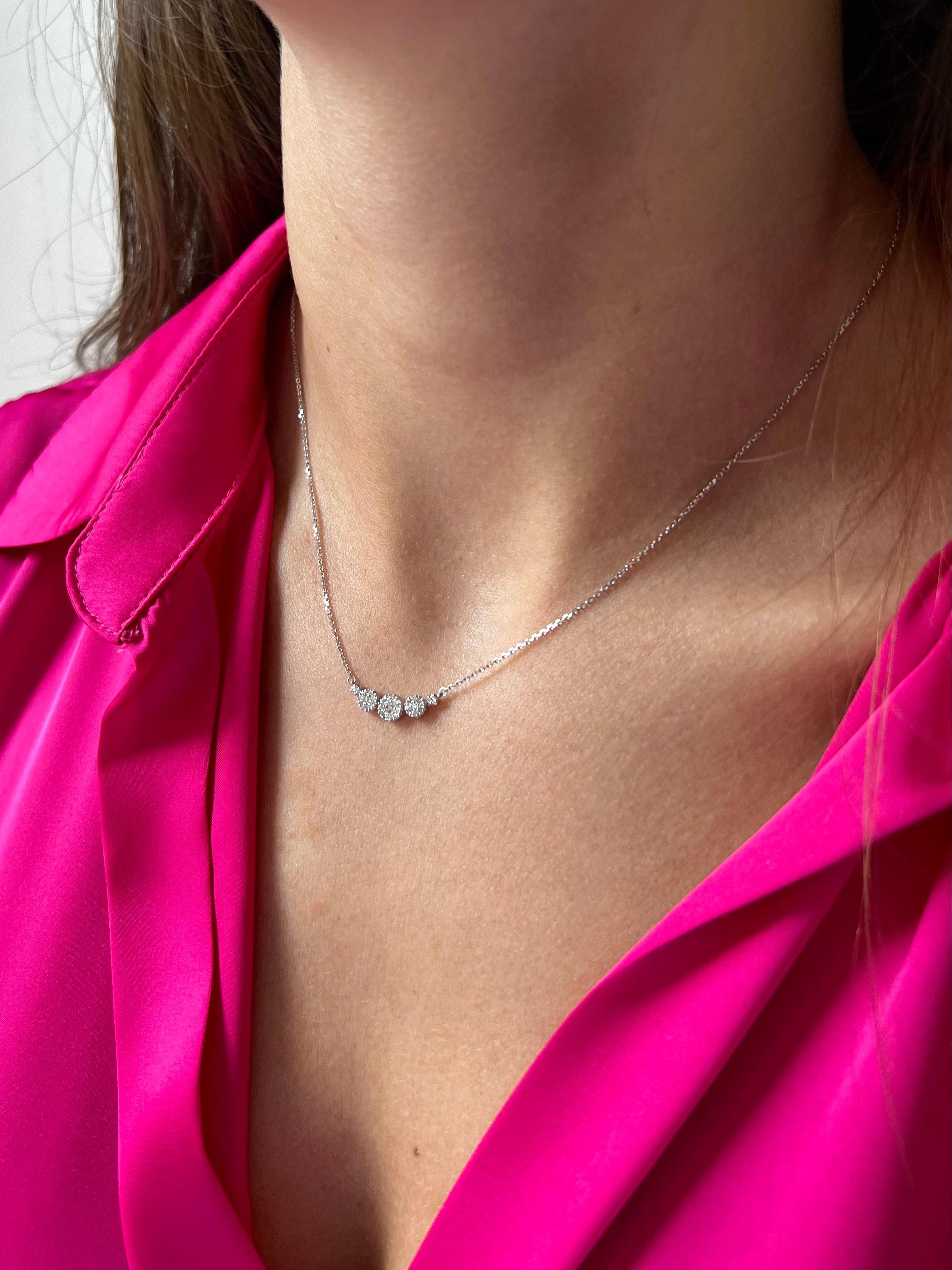 Natural Diamond 0.17 carats 18 KT Yellow Gold Chain Pendant Necklace For Sale 2
