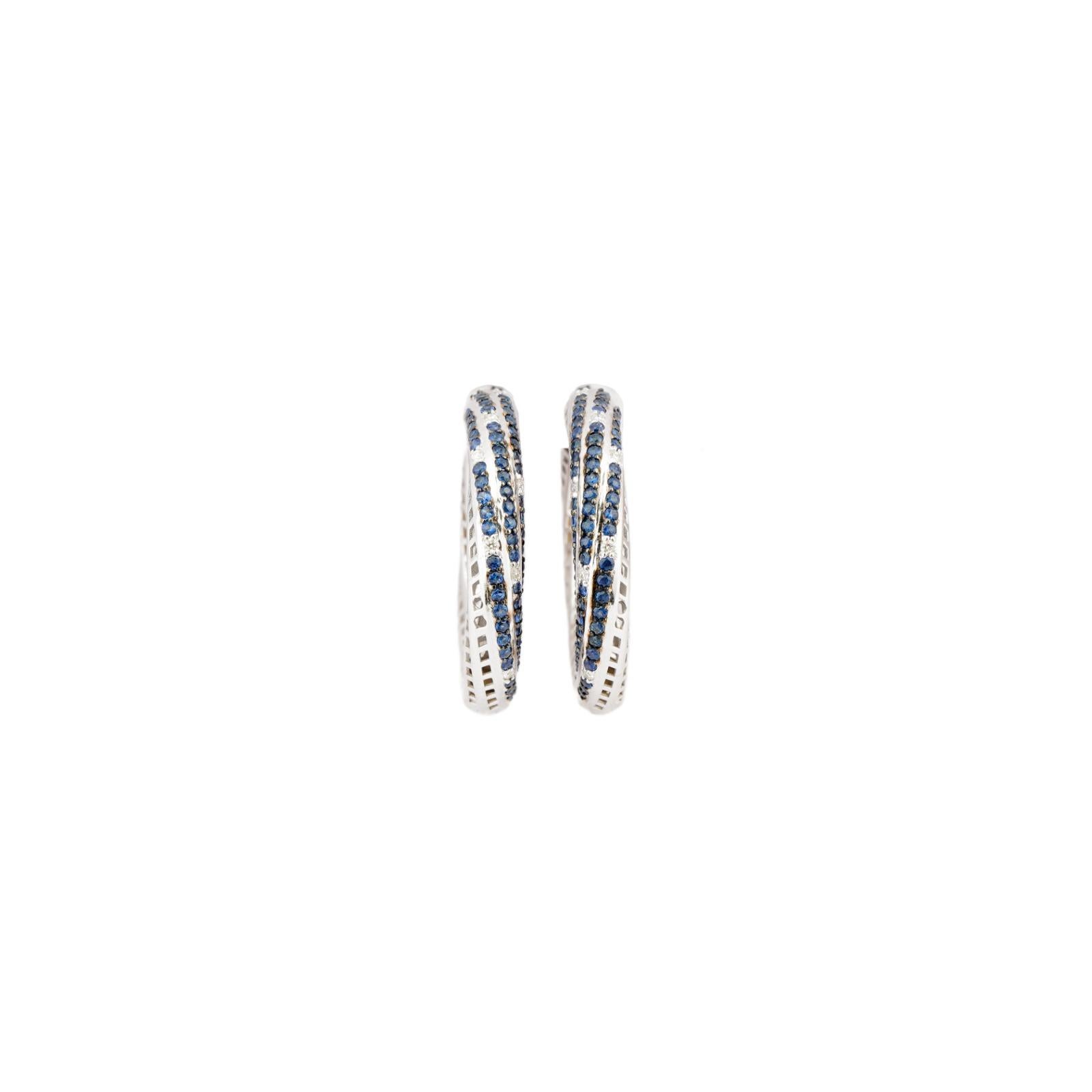 GW= 11.77gm
NW= 11.44gm
DIAMANT= 0,18cts
BLAUER SAPPHIRE= 1,48cts

FOLLOW US ON INSTA (divinejewellerylounge)

Code = bh