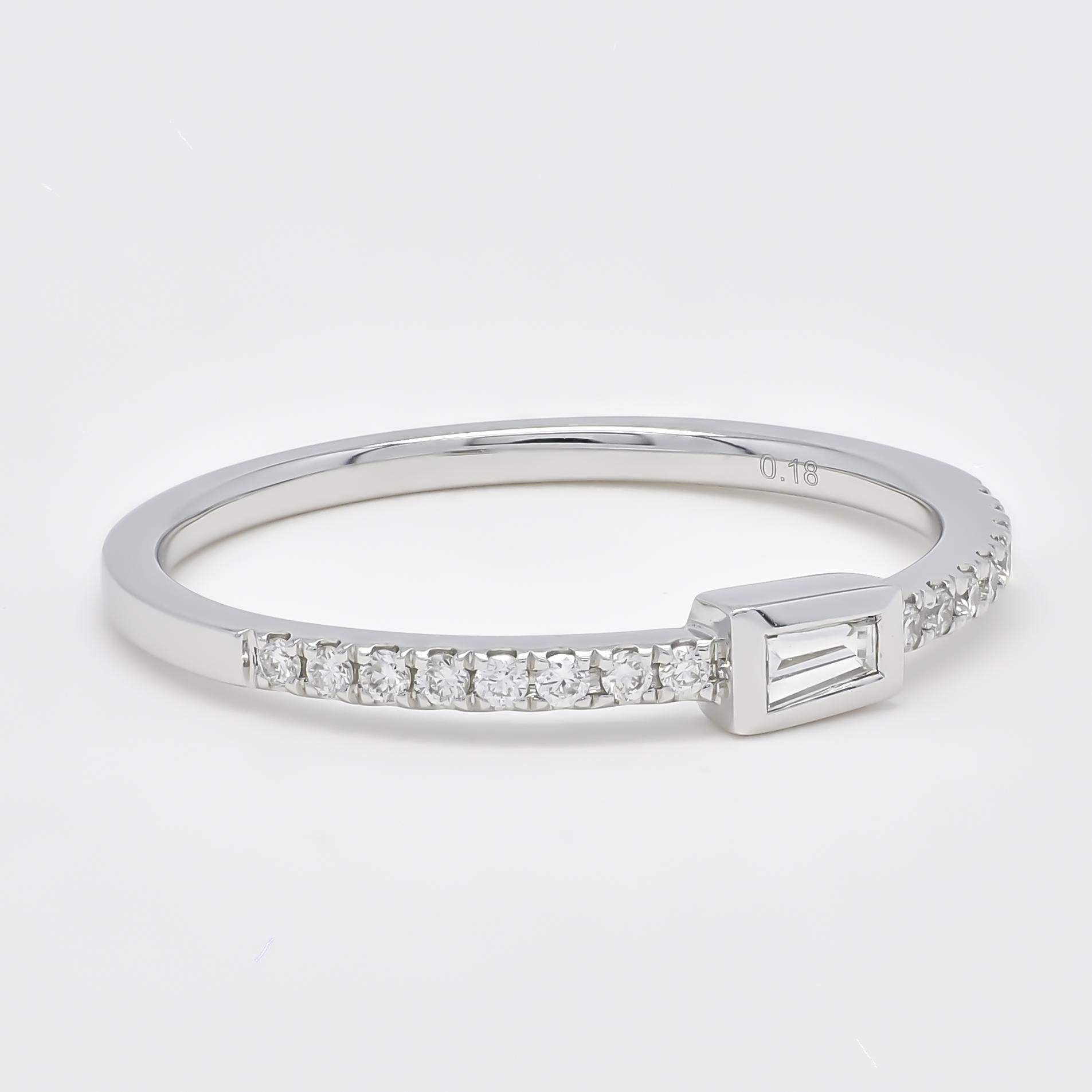 Round Cut Natural Diamond 0.20 cts 18 Karat Yellow Gold Stackable Band Ring For Sale