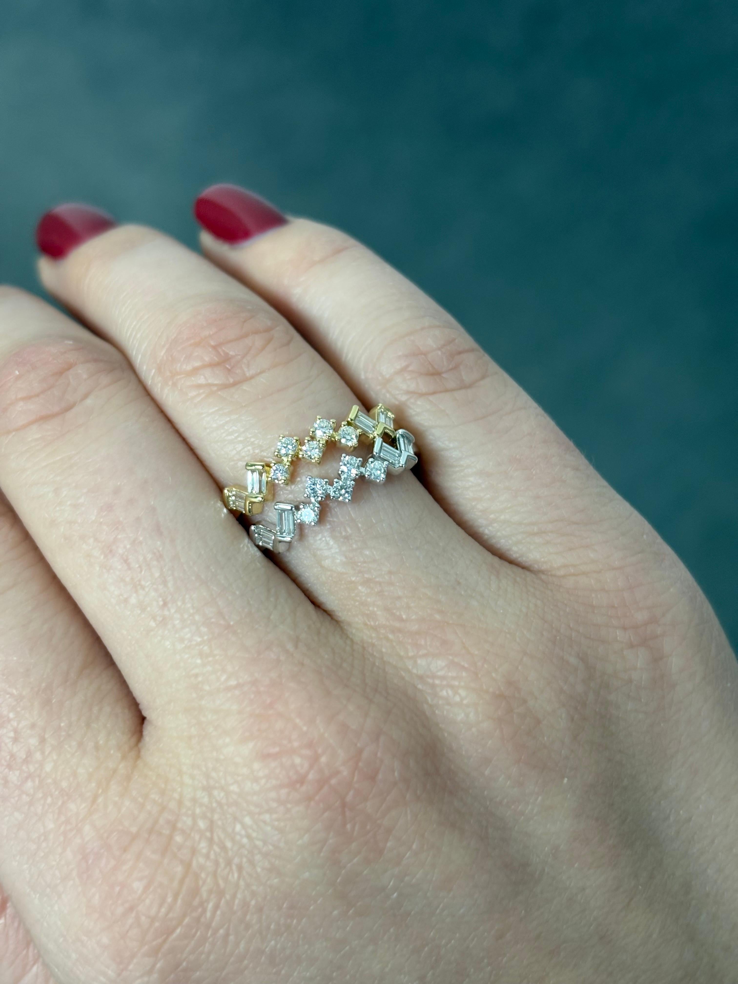For Sale:  Natural Diamond 0.25 carats 18KT White Gold Modern Anniversary Wedding Band Ring 7