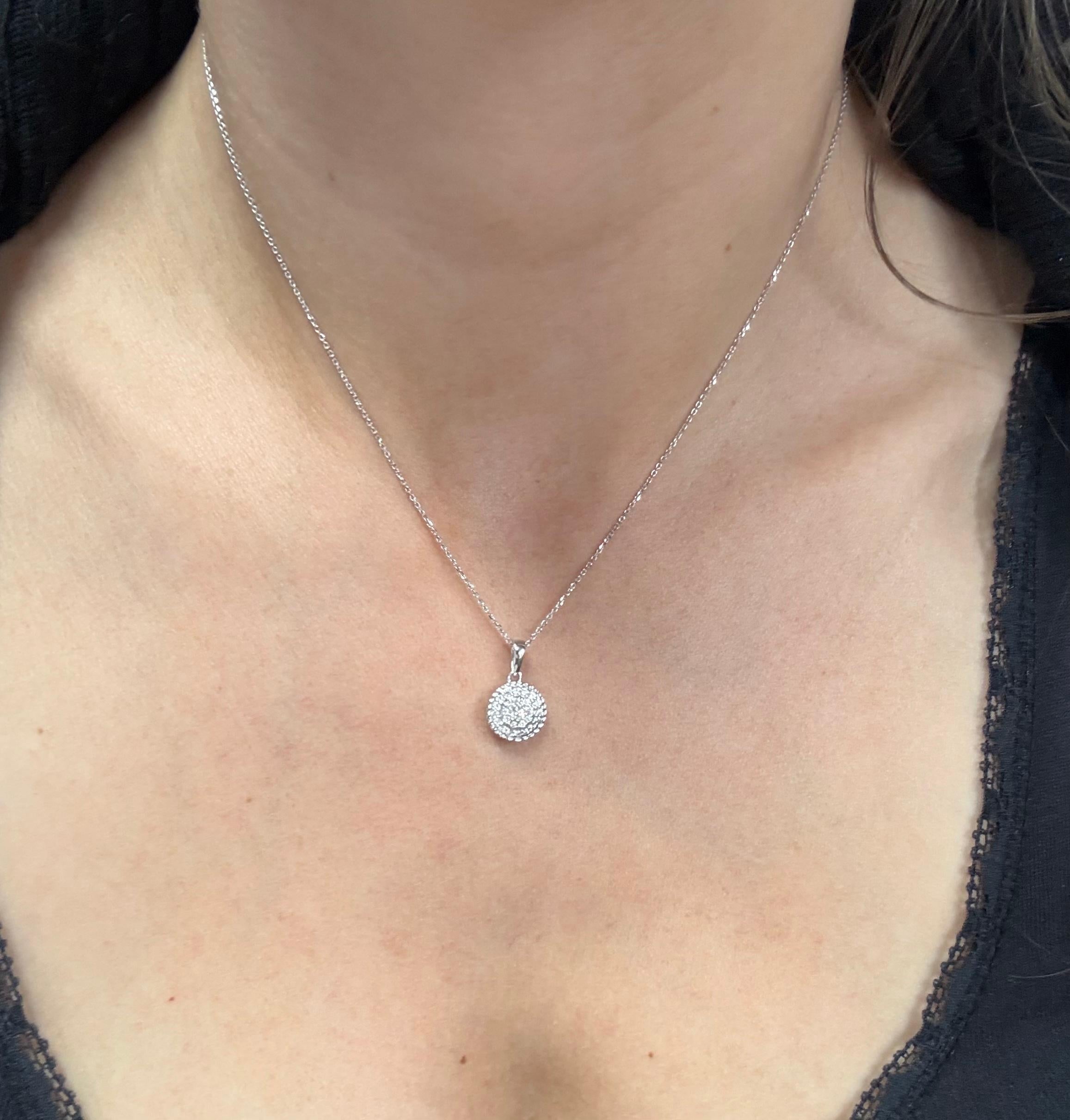 Natural Diamond 0.25 Carats 18KT White Gold Rope Pendant Chain Necklace For Sale 5