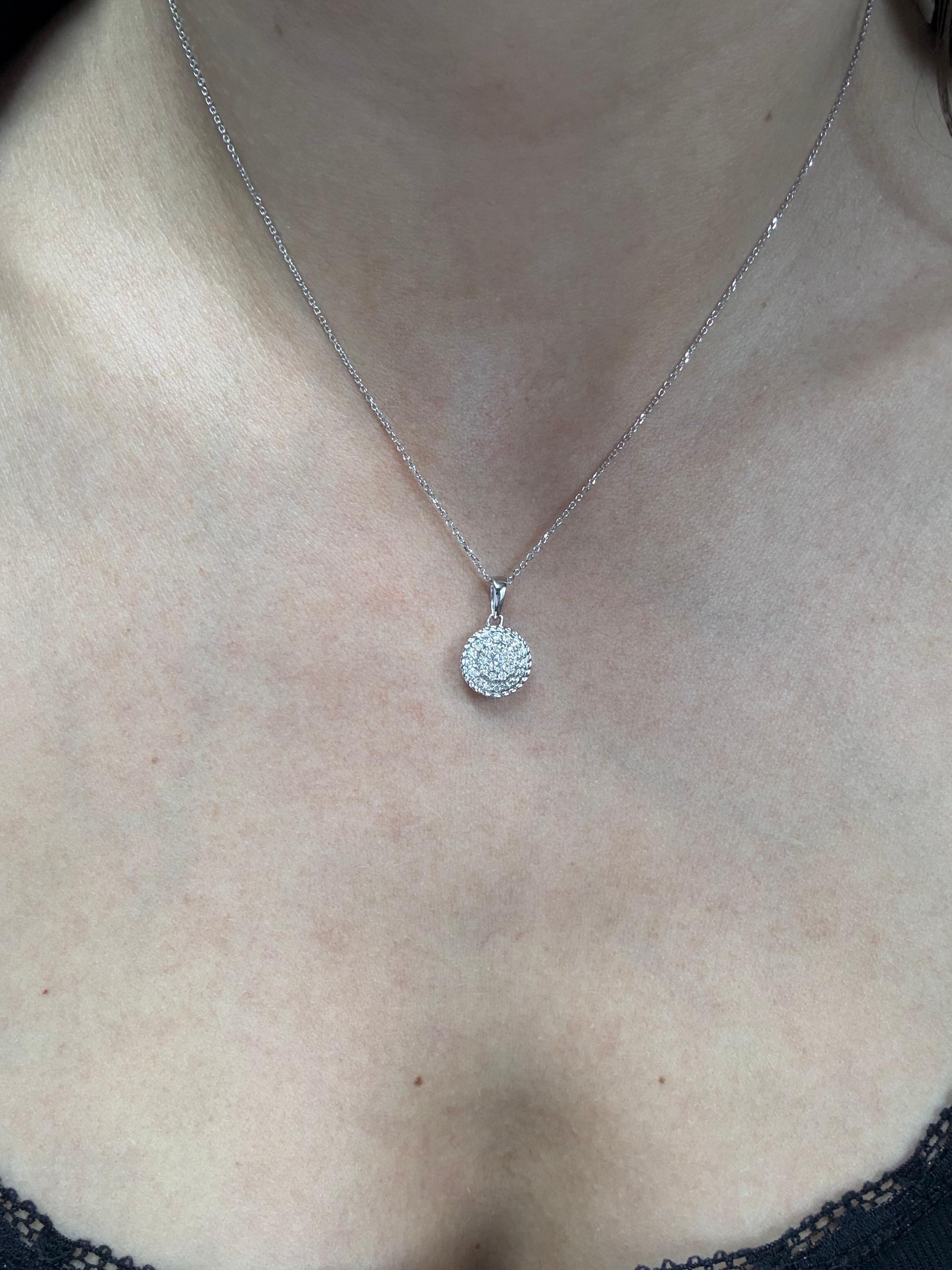 Natural Diamond 0.25 Carats 18KT White Gold Rope Pendant Chain Necklace For Sale 6