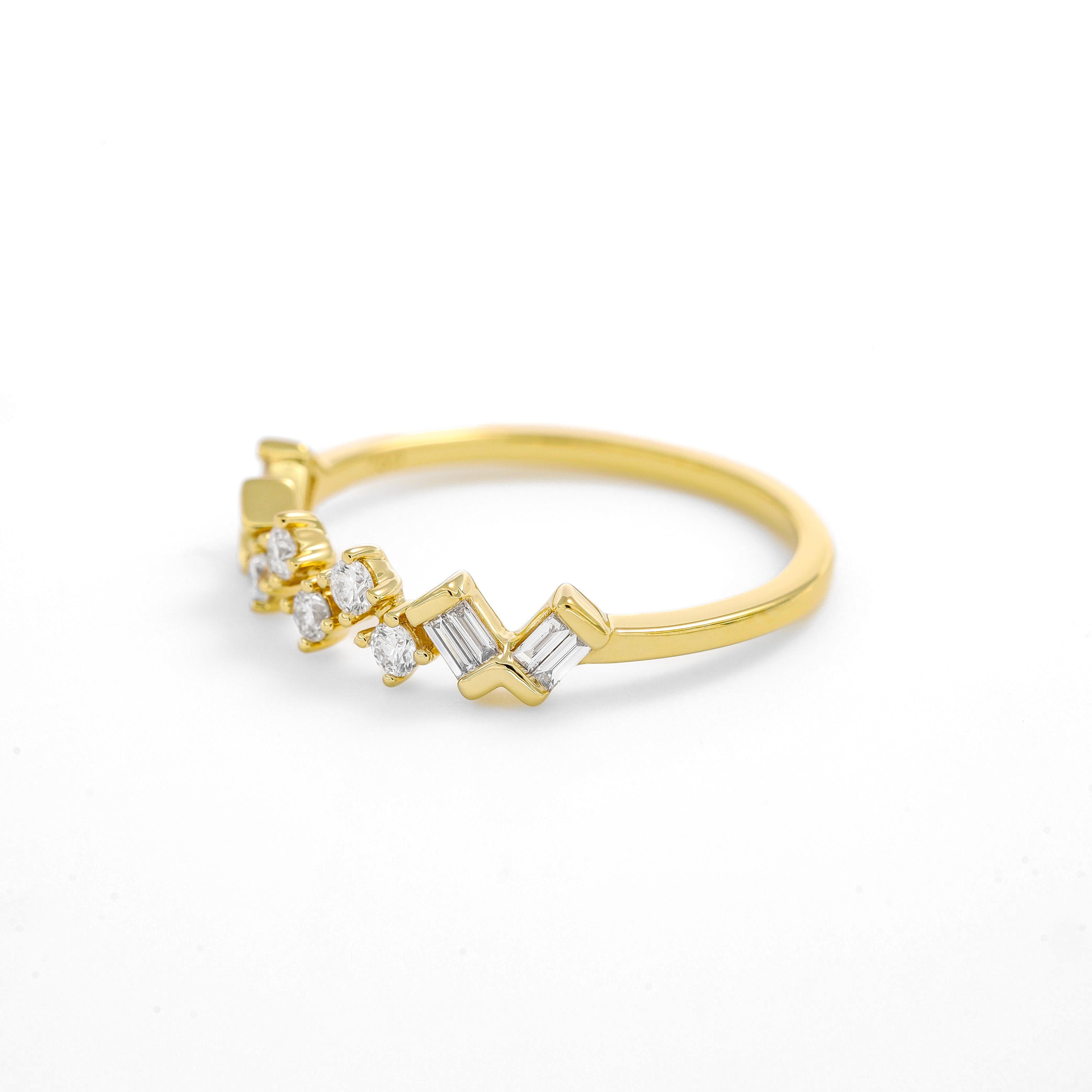Anneau d'anniversaire en or jaune 18KT avec diamant Nature 0.25 carats en vente 13