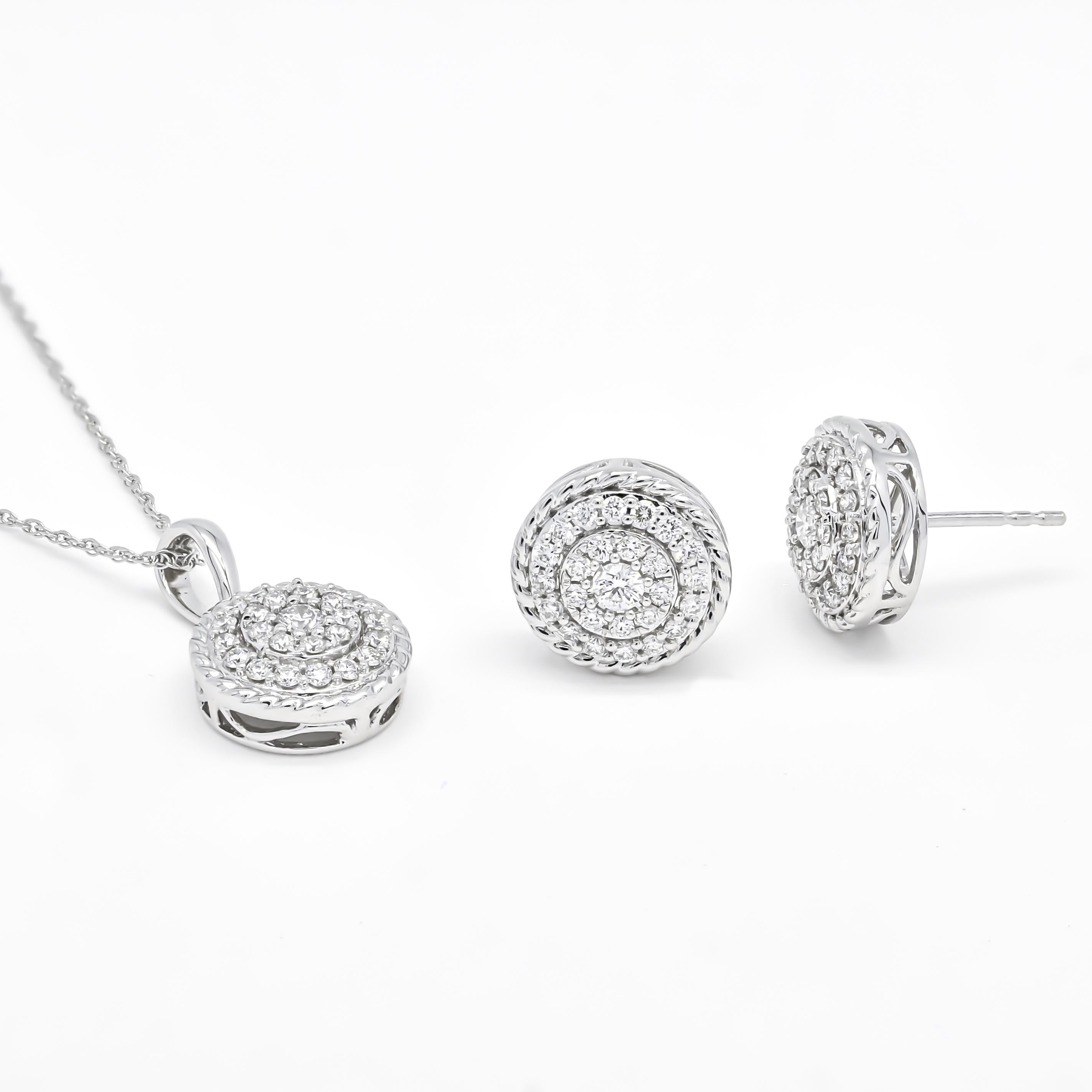 Natural Diamond 0.25 Carats 18KT White Gold Rope Pendant Chain Necklace For Sale 1