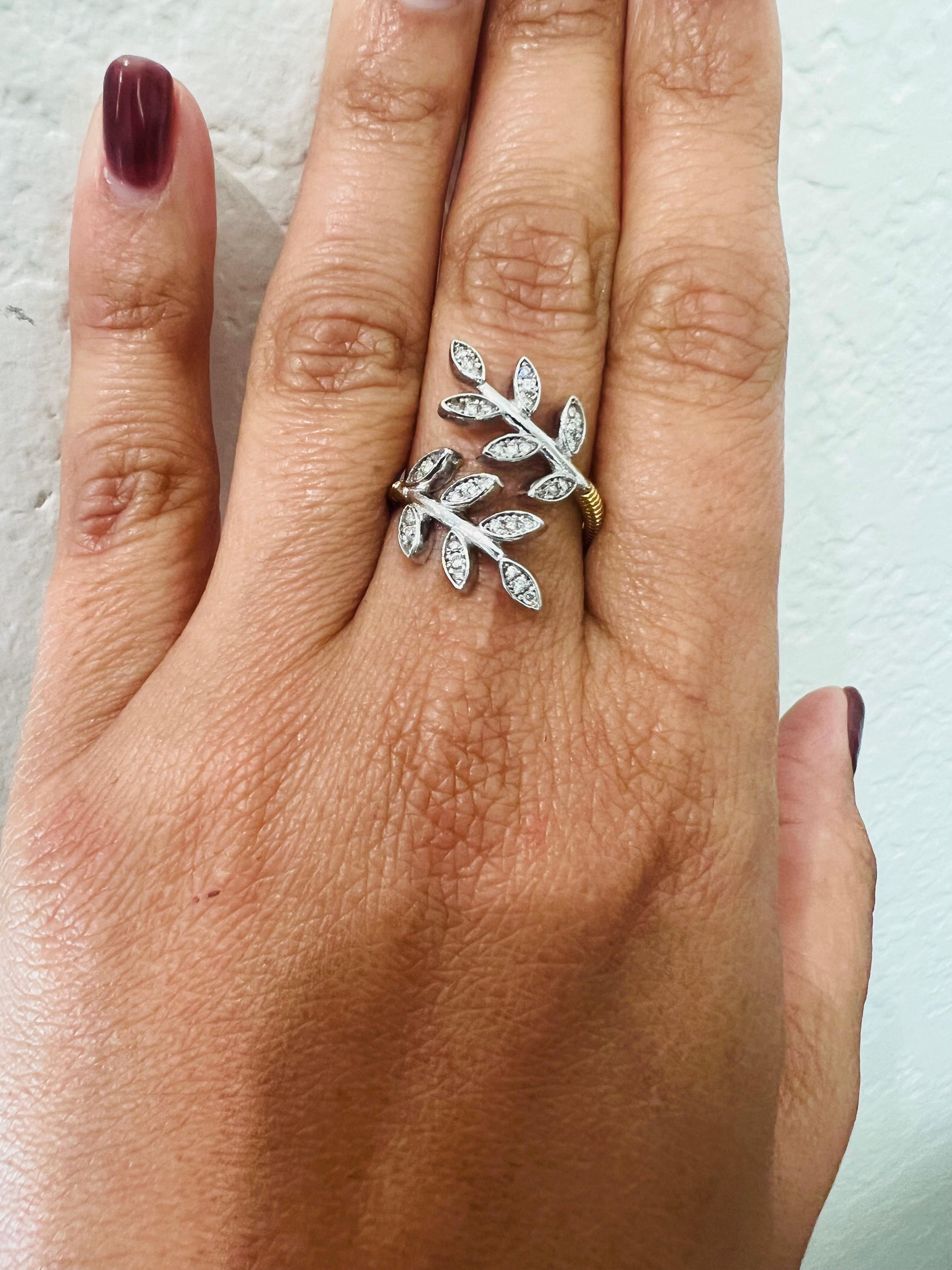 Round Cut Natural Diamond 0.28 Carat Leaf Wrap White Gold Yellow Gold Statement Ring For Sale