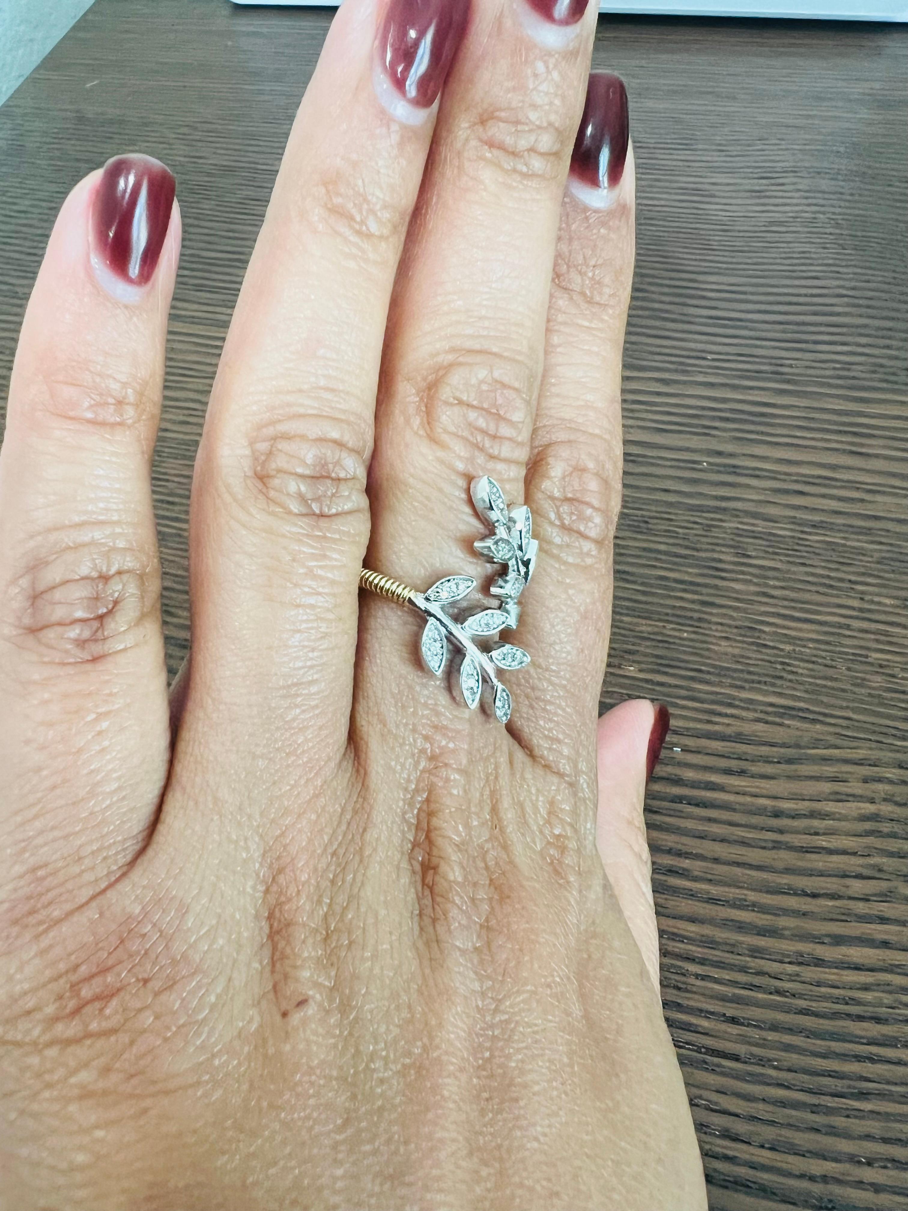 Natural Diamond 0.28 Carat Leaf Wrap White Gold Yellow Gold Statement Ring For Sale 1