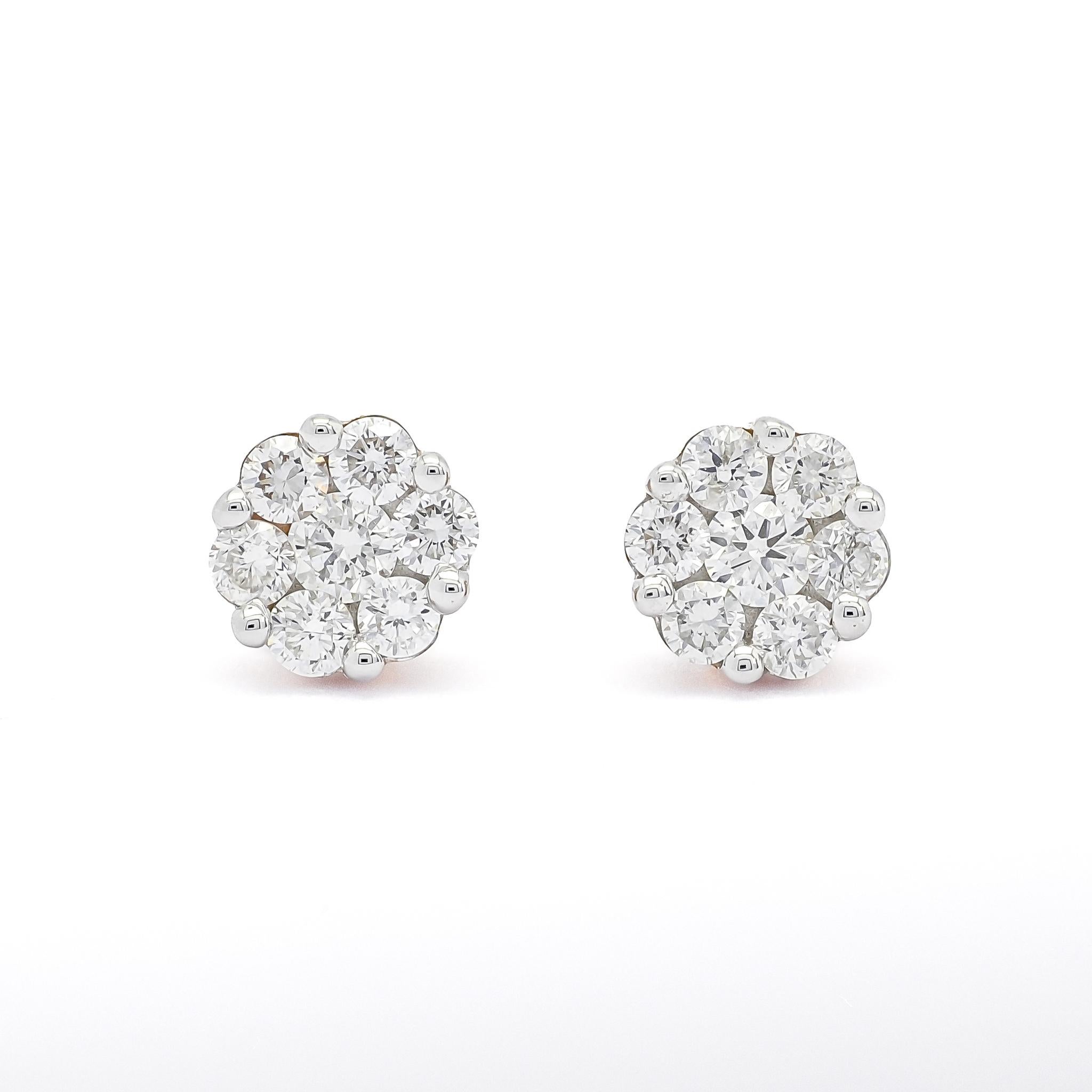 Natural Diamond 0.31 cts 18 Karat Yellow Gold Classic Stud Earring For Sale 2