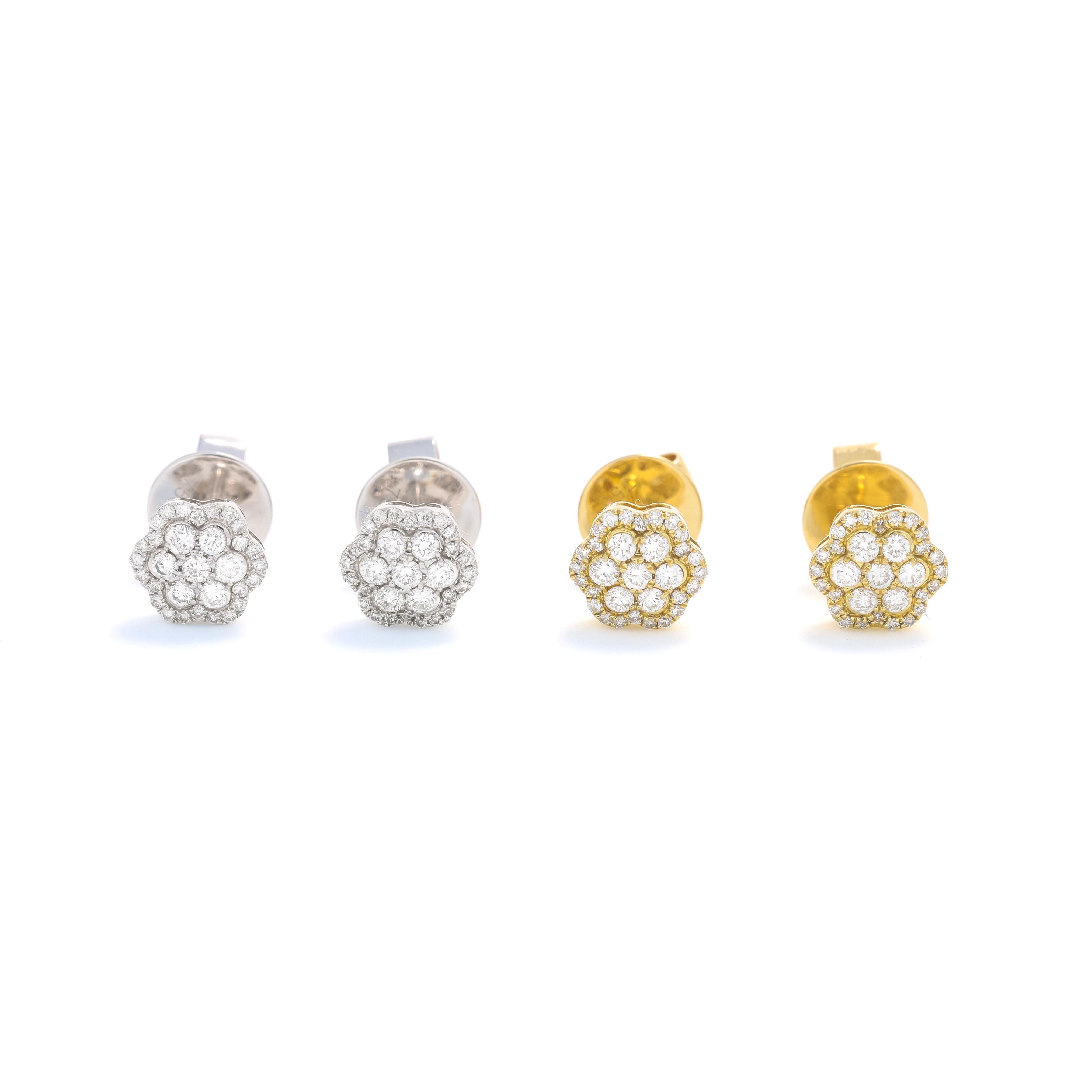 Taille ronde Clous d'oreilles grappe florale en or jaune 18 carats avec diamants naturels 0,35 carat en vente