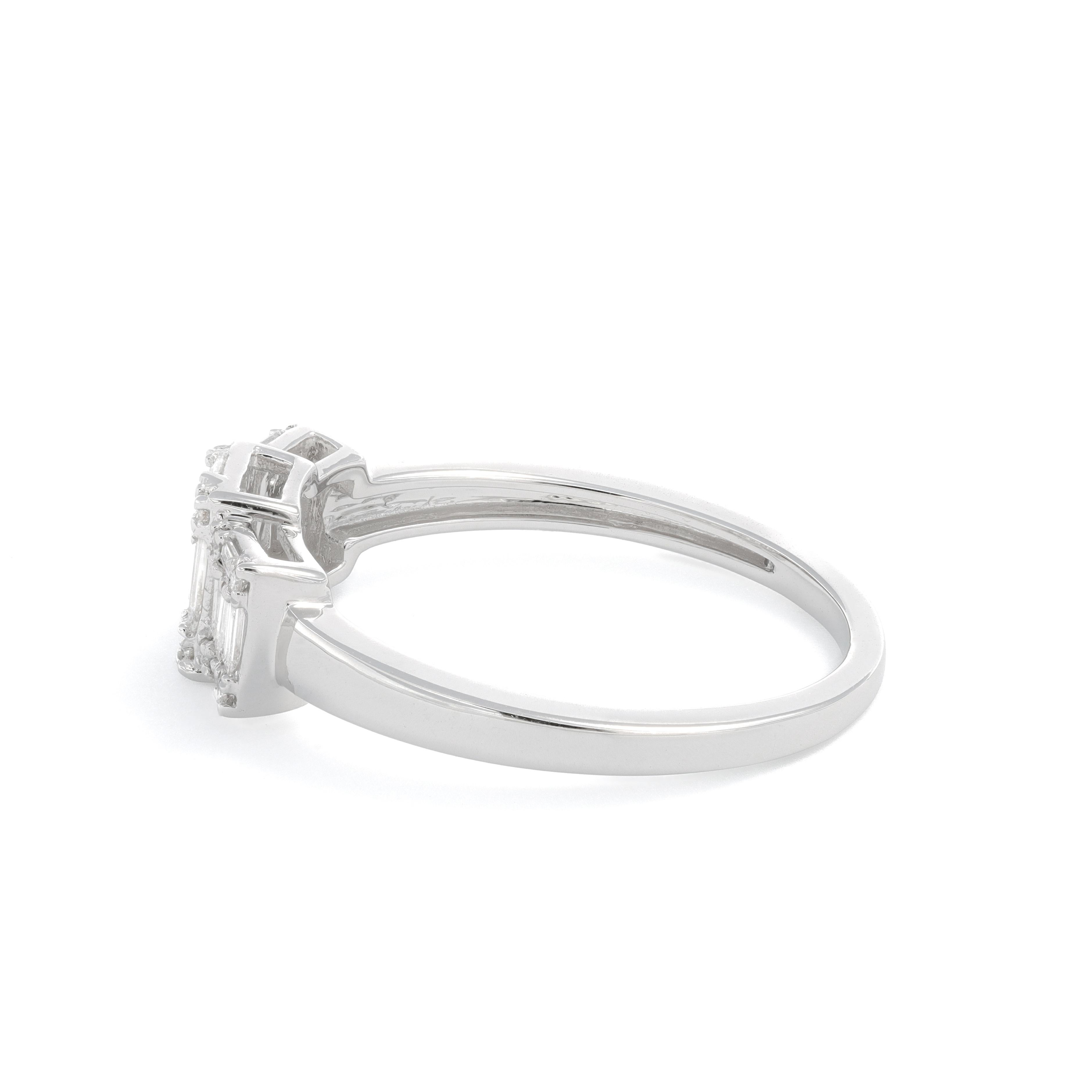 Natürlicher Diamant 0,36 Karat 18KT Weißgold Trio Cluster Jahrestag-Ring mit Diamanten (Art déco) im Angebot