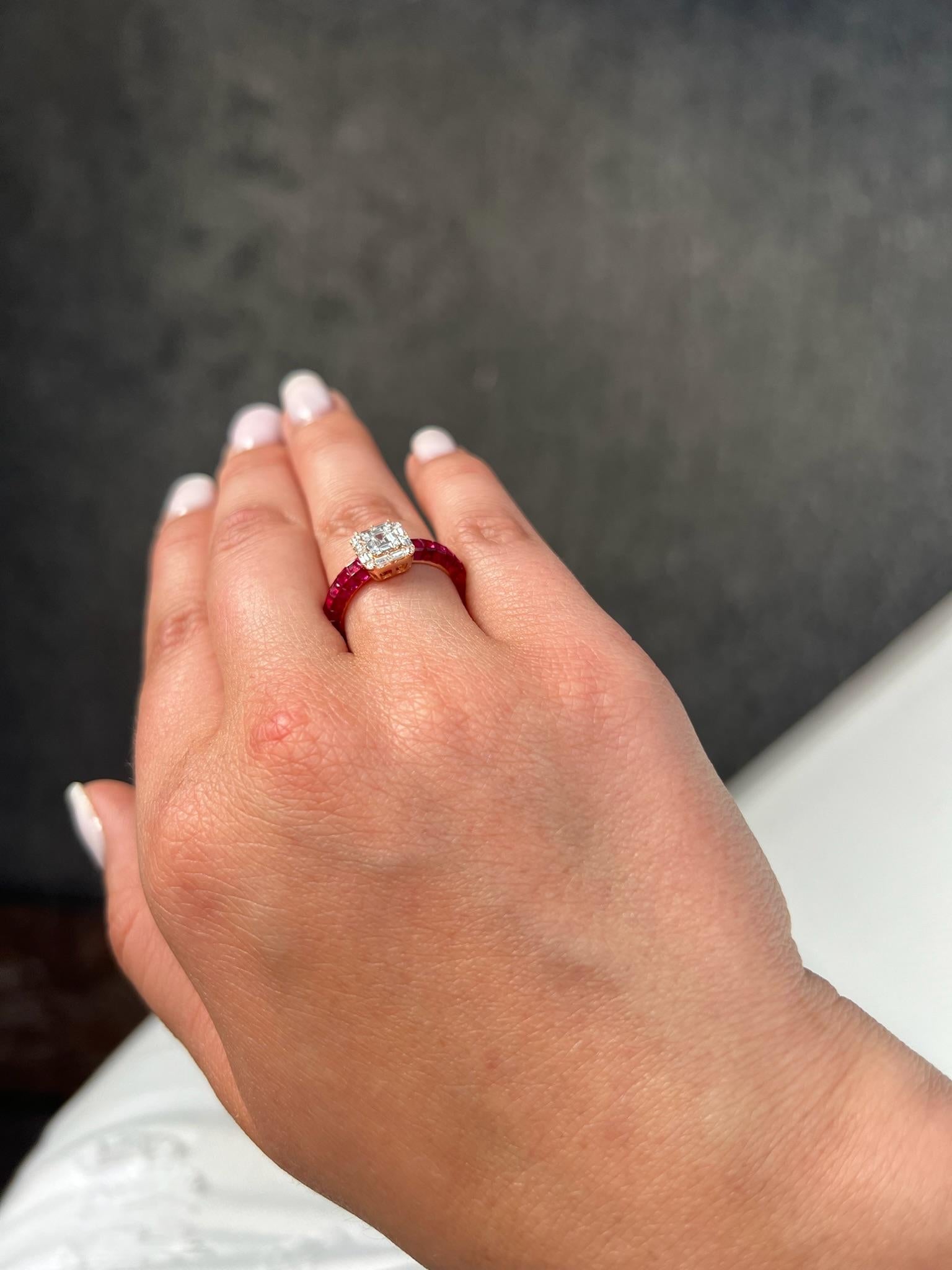 Natural Diamond 0.40 carats 18 Karat Rose Gold Natural Rubies Ring For Sale 4