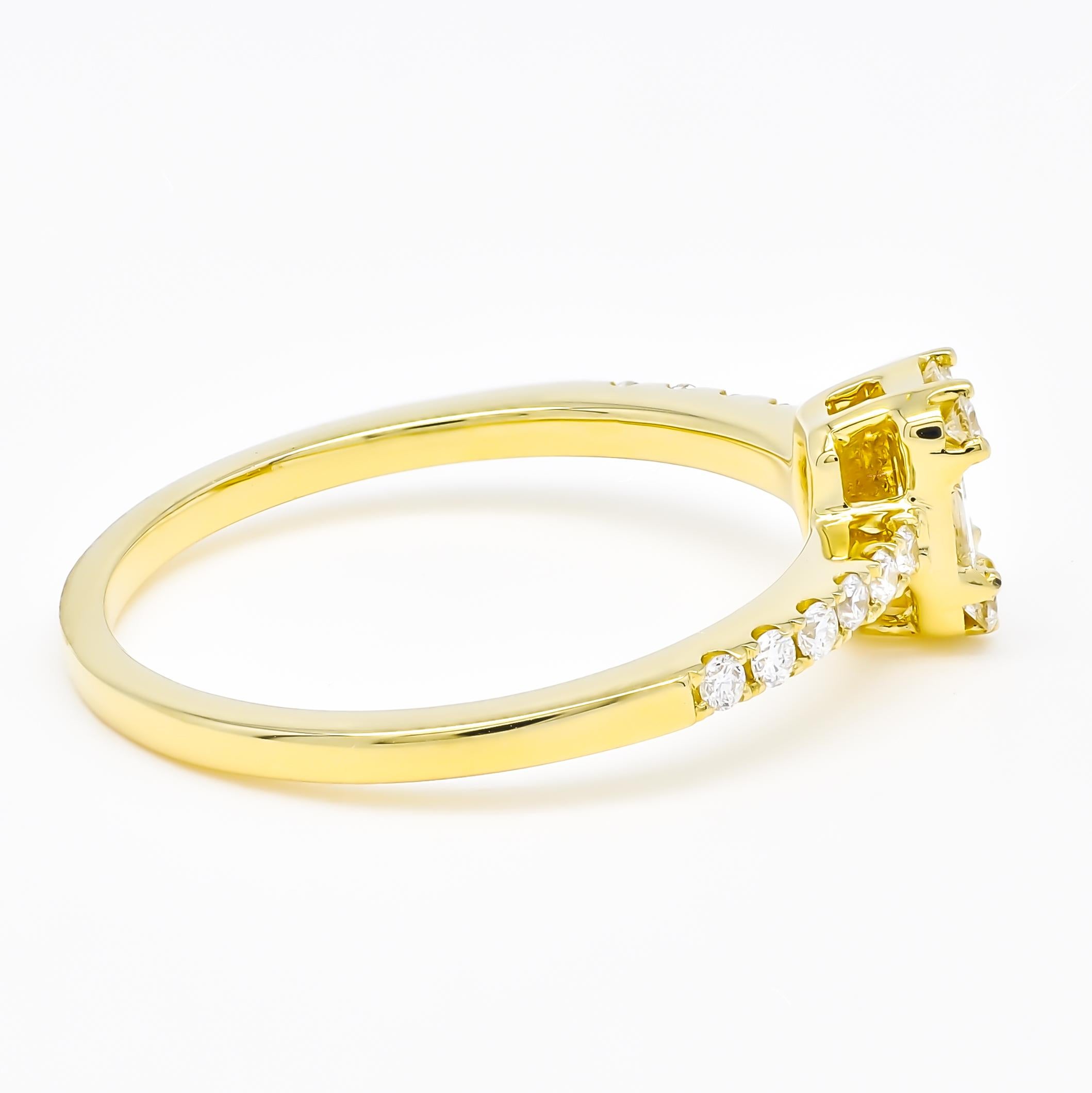 Modern Natural Diamond 0.40 carats 18KT Rose Gold Cluster Engagement Ring For Sale