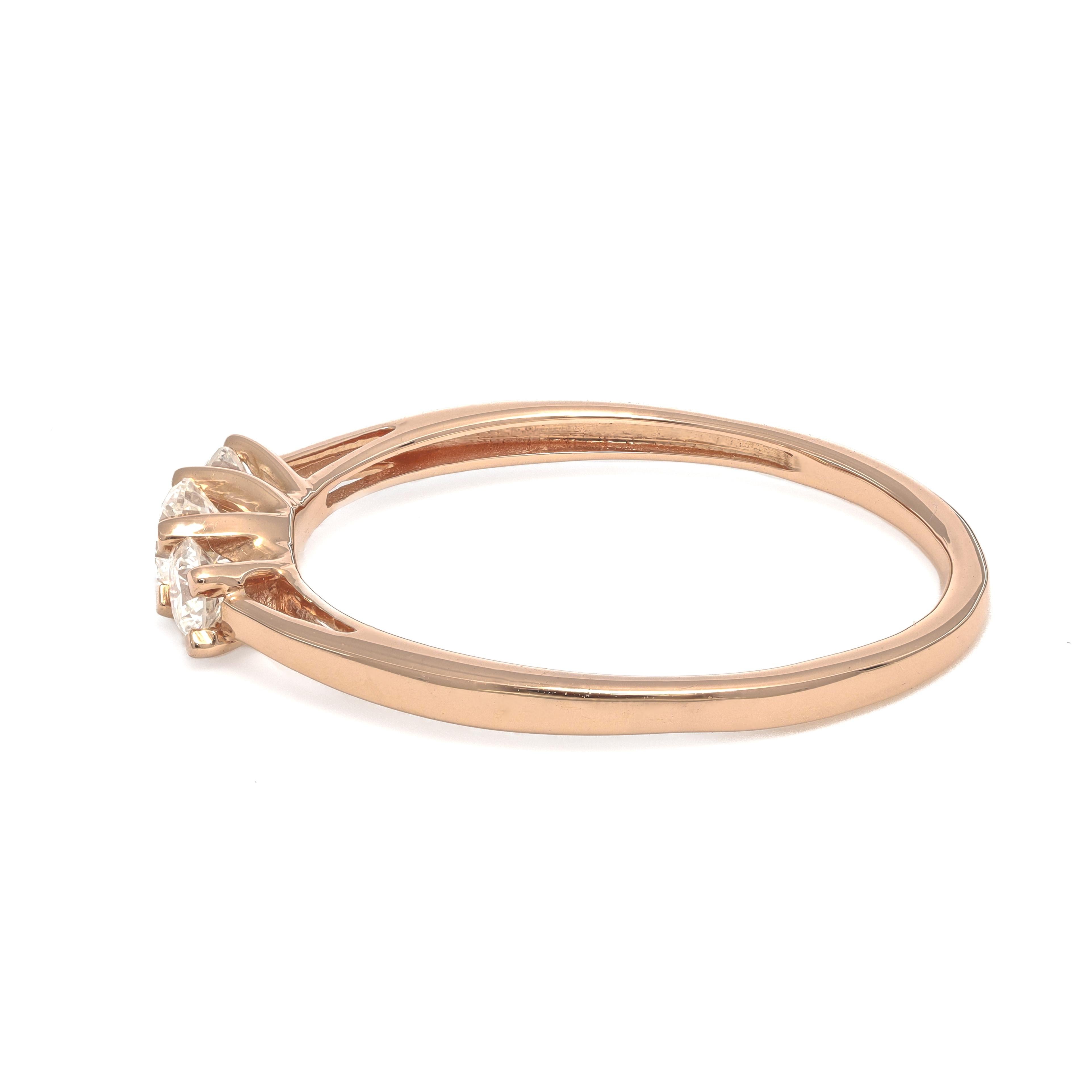 Modern Natural Diamond 0.40 Carats 18KT Rose Gold Solitaire Engagement Ring For Sale