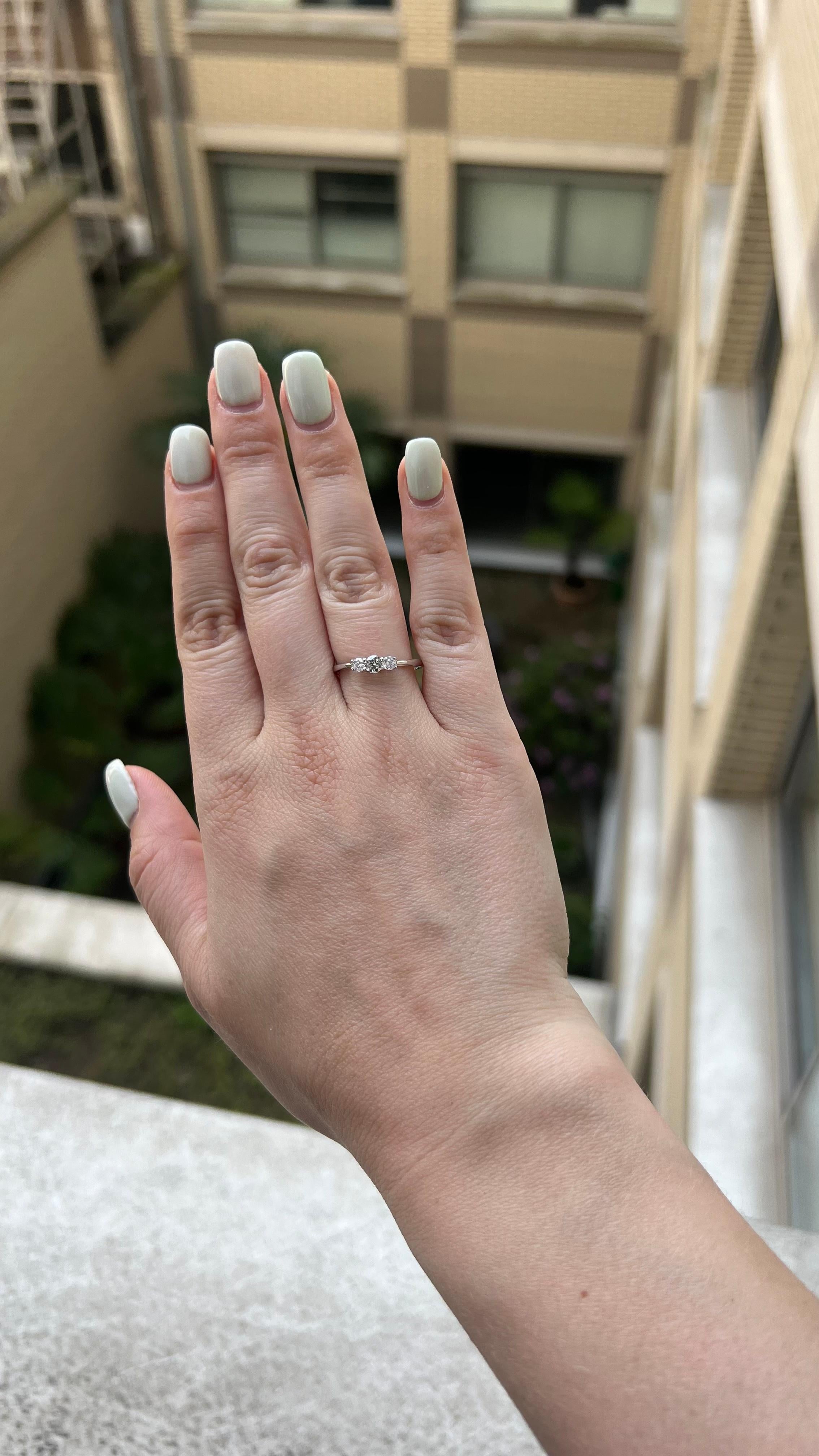 Verlobungsring, natürlicher Diamant 0,40 Karat 18KT Gelbgold Solitär im Angebot 3
