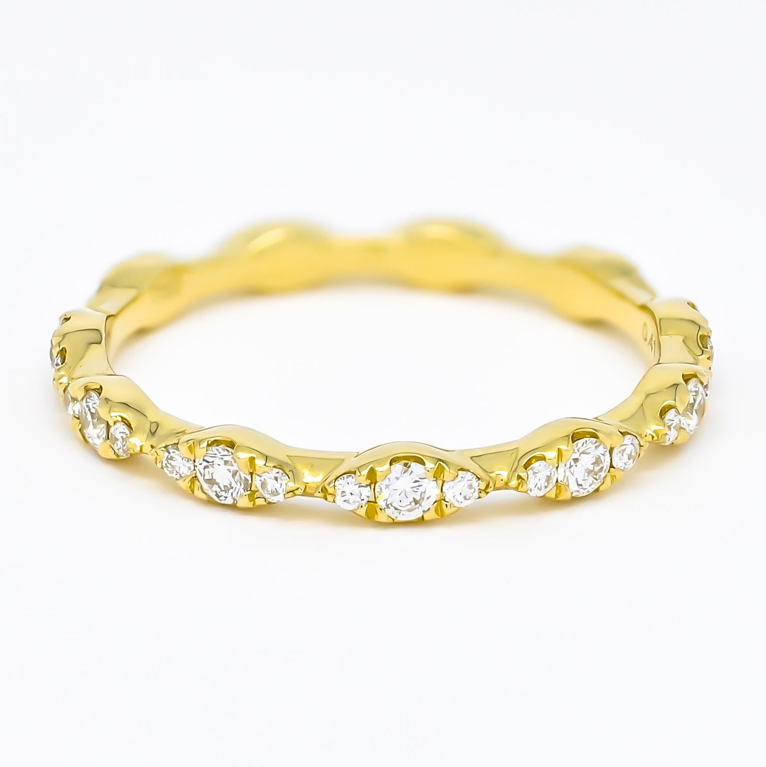 Natural Diamond 0.41 carats 18KT Yellow Gold Full Eternity Stackable Band Ring In New Condition For Sale In Antwerpen, BE