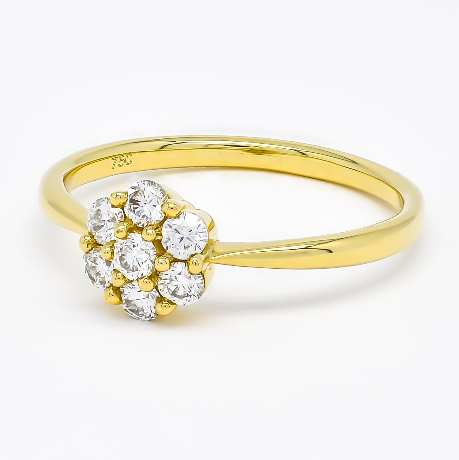 Moderne Bague minimaliste en or jaune 18 carats avec diamant naturel de 0,42 carat en vente