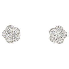 Orecchini con diamante naturale da 0,44 carati in oro bianco 18KT con grappoli floreali