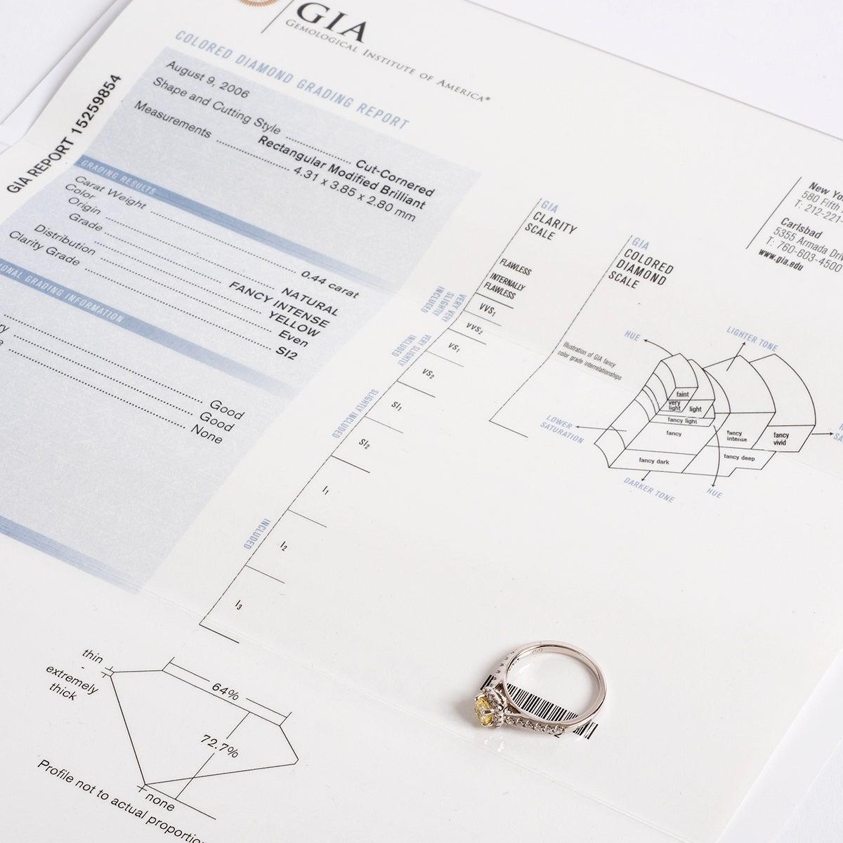 Natural Diamond '0.44 Carat', Halo Ring, with Certificate In Excellent Condition For Sale In Canterbury, GB