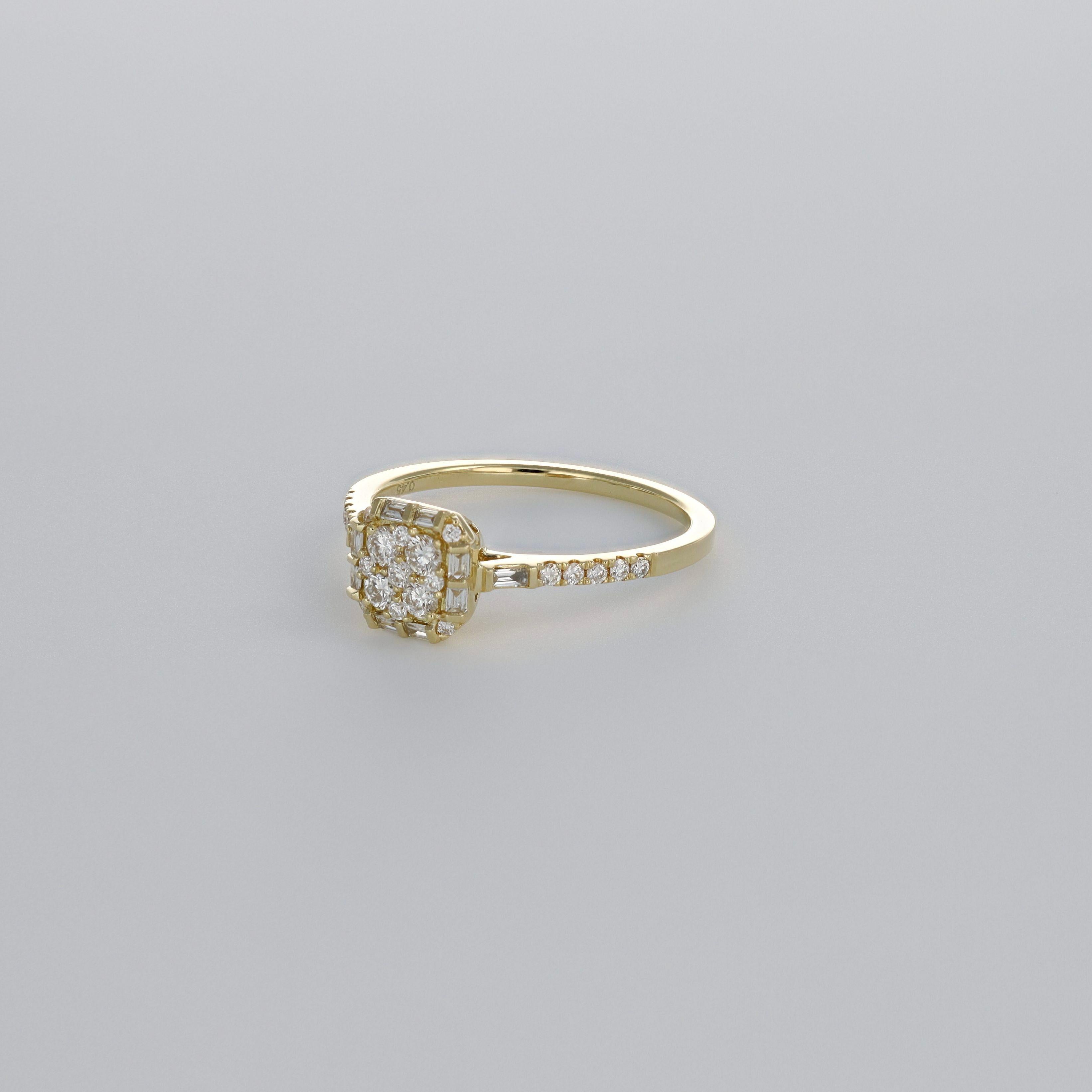 This 18KT Yellow Gold Art Deco Baguette Round Diamond Illusion Ring is luxurious and elegant. The intricate design features a mesmerizing illusion step cut, showcasing the sparkling round diamonds in a stunning baguette setting. 

The Yellow gold
