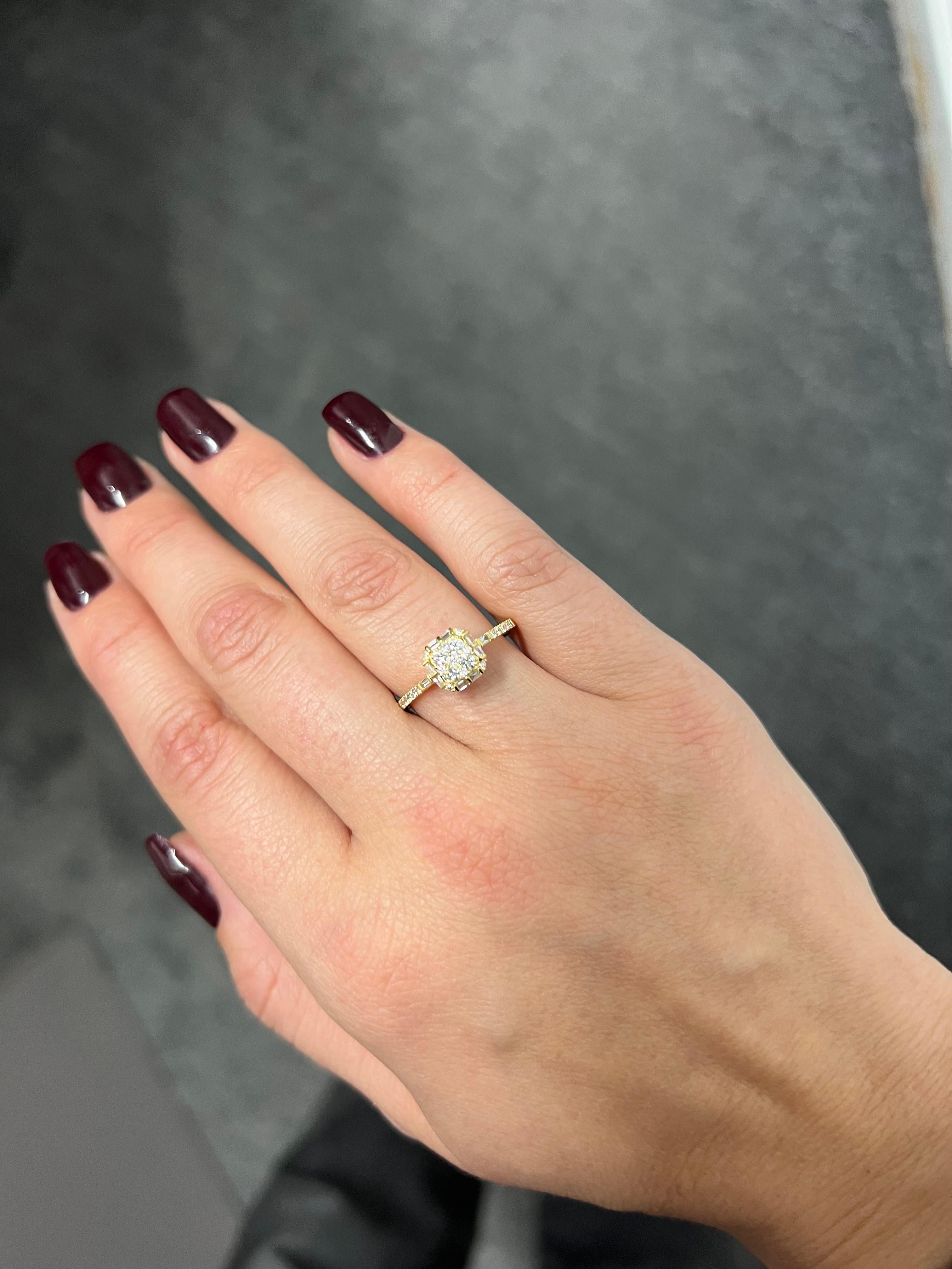 Natural Diamond 0.45 carats 18KT Yellow Gold Art Deco Cocktail Ring For Sale 1