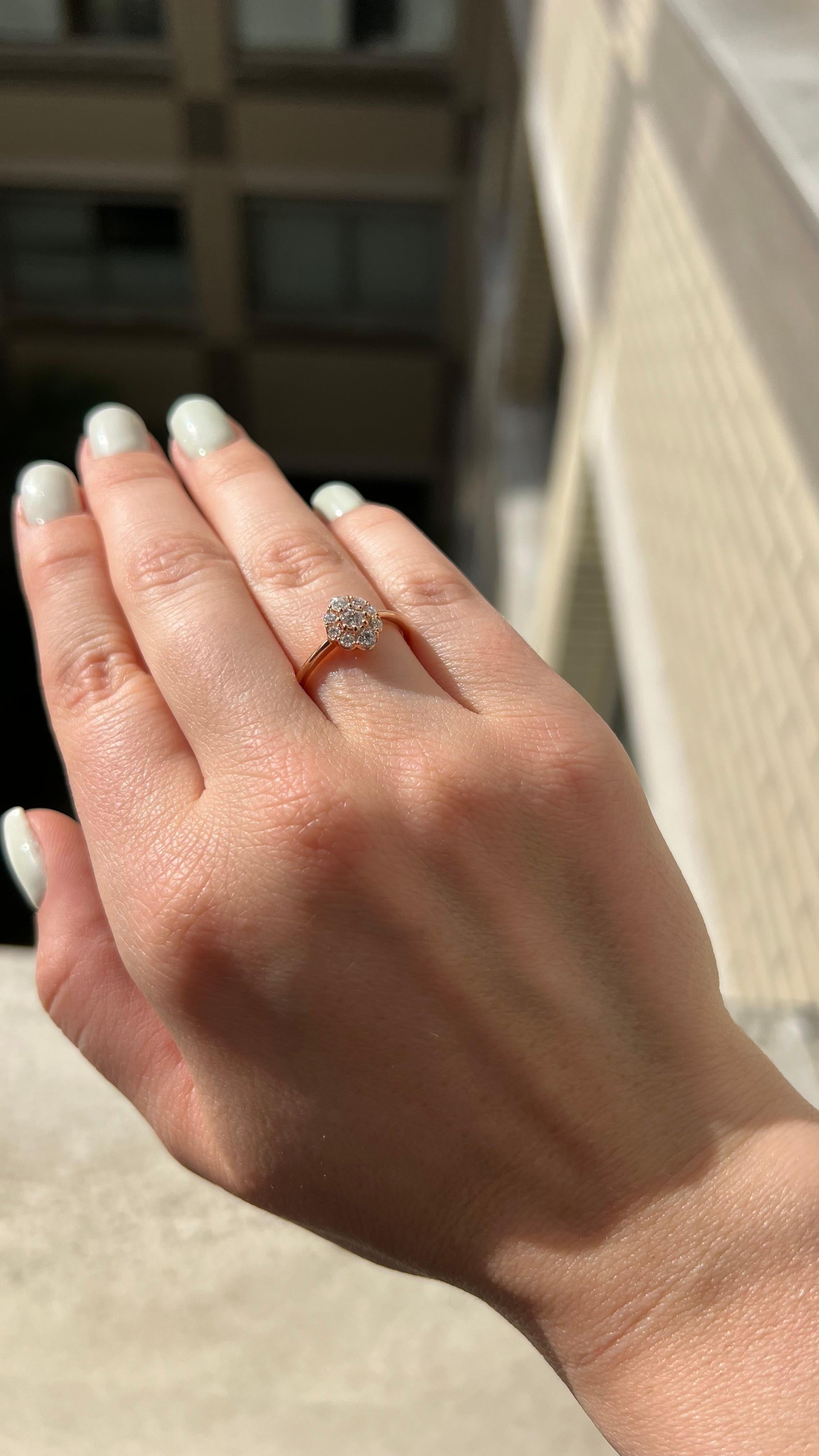 Natural Diamond 0.50 carats 18KT Rose Gold Cluster Vintage Engagement Ring For Sale 11
