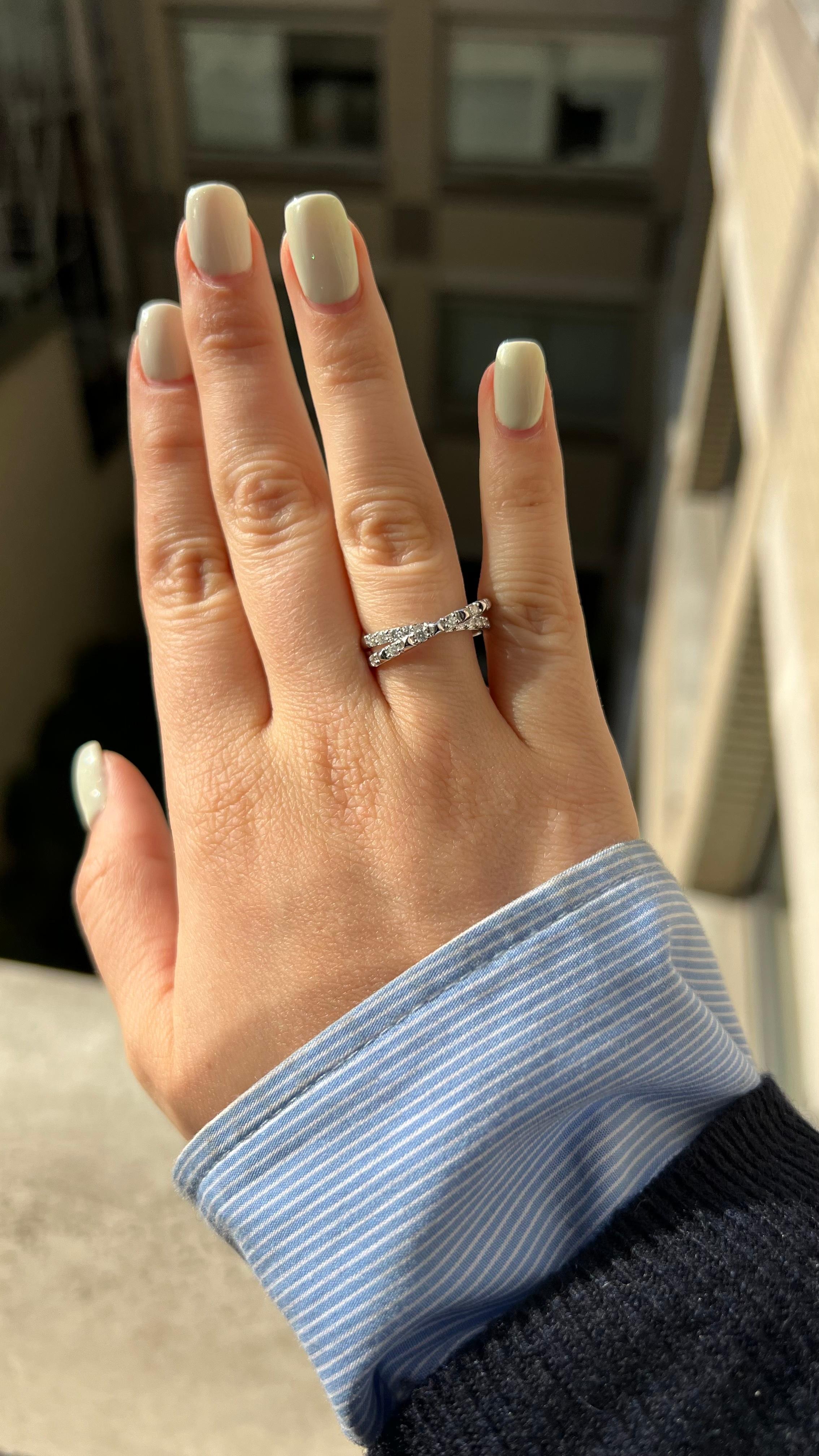 Natural Diamond 0.50 carats 18KT White Gold Statement Band Ring In New Condition For Sale In Antwerpen, BE