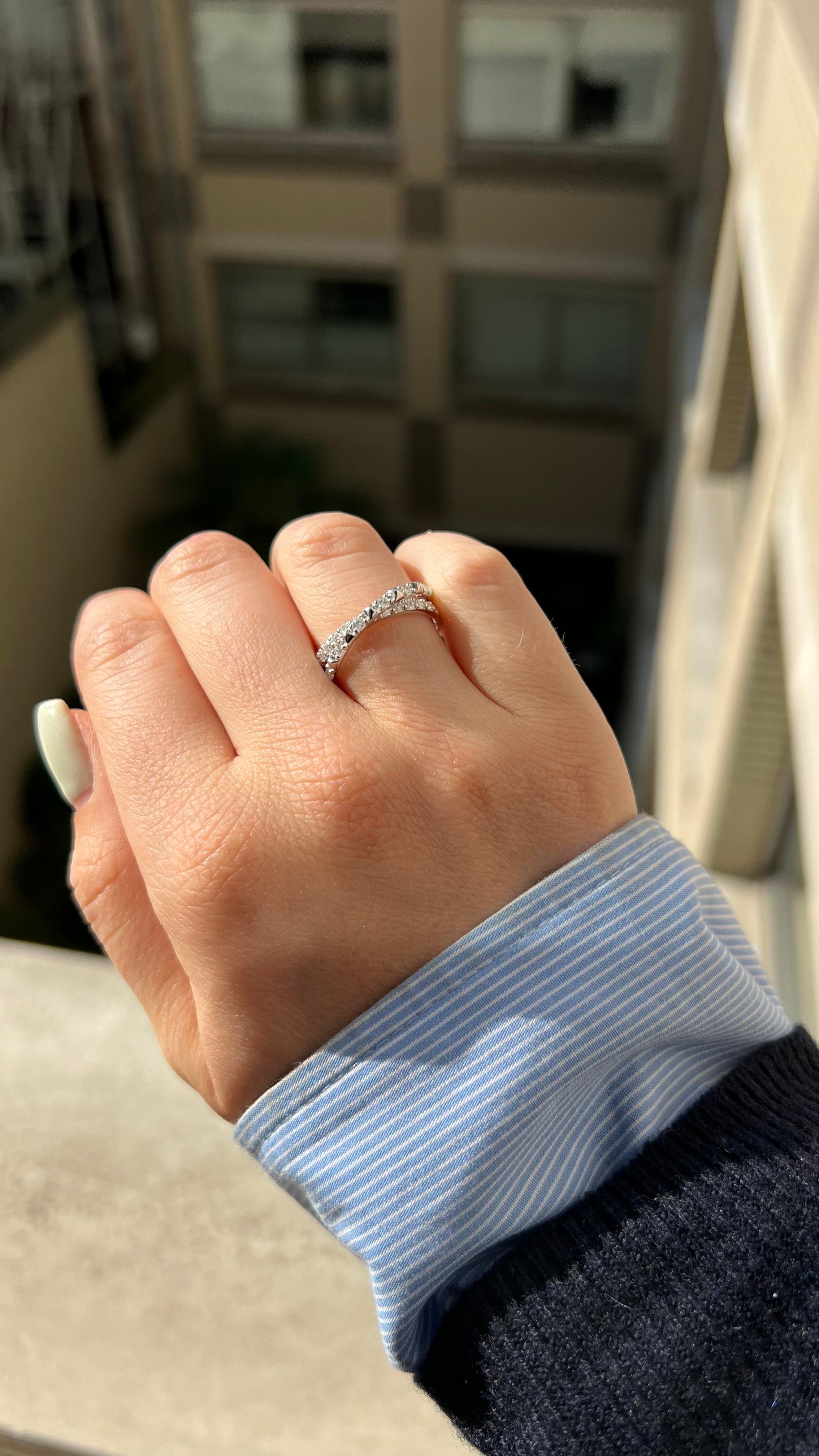 Natural Diamond 0.50 carats 18KT White Gold Statement Band Ring For Sale 1