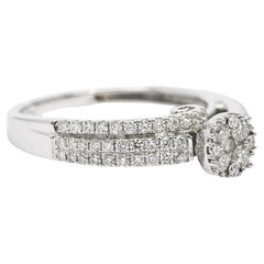 Anillo de compromiso de oro blanco de 18 quilates con diamante natural de 0,51 quilates