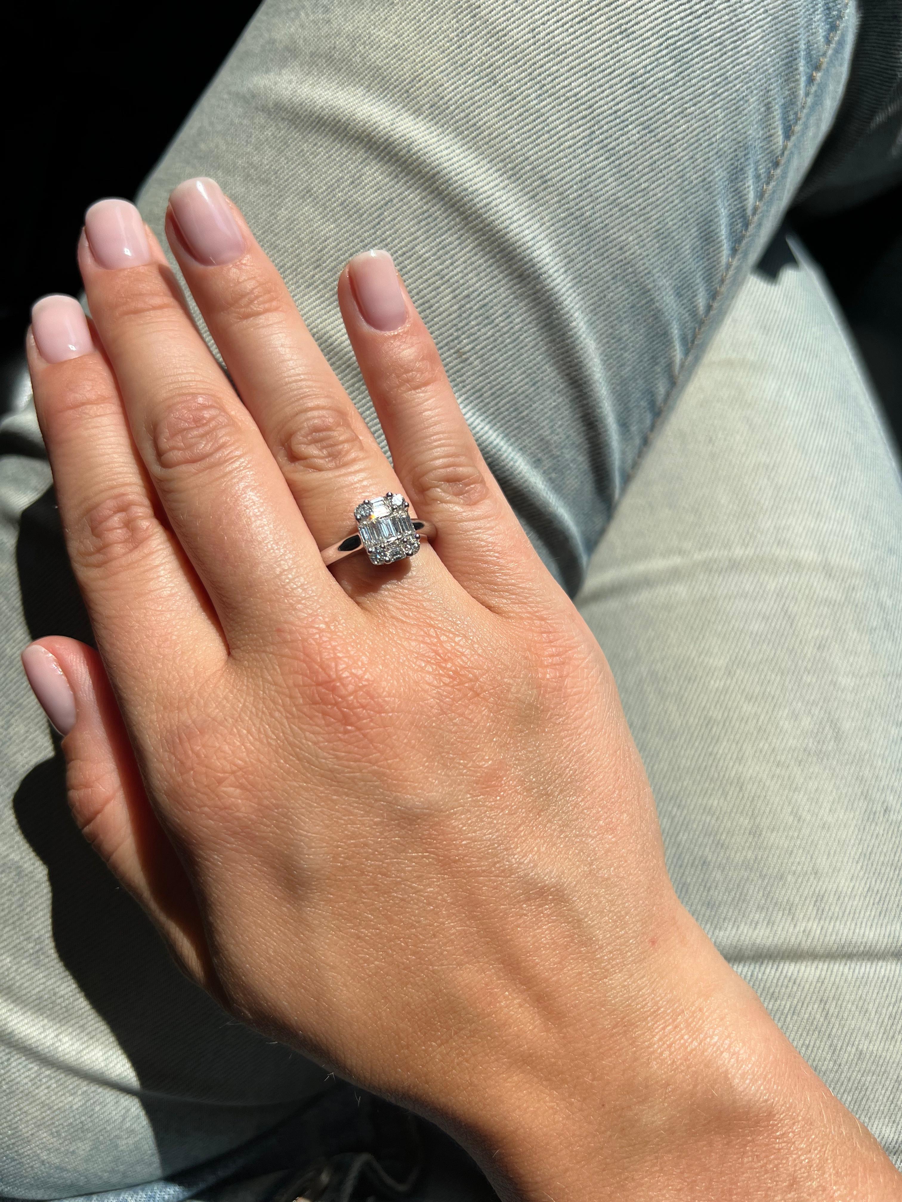 Natural Diamond 0.55 carats 18KT White Gold Cluster Engagement Ring For Sale 3