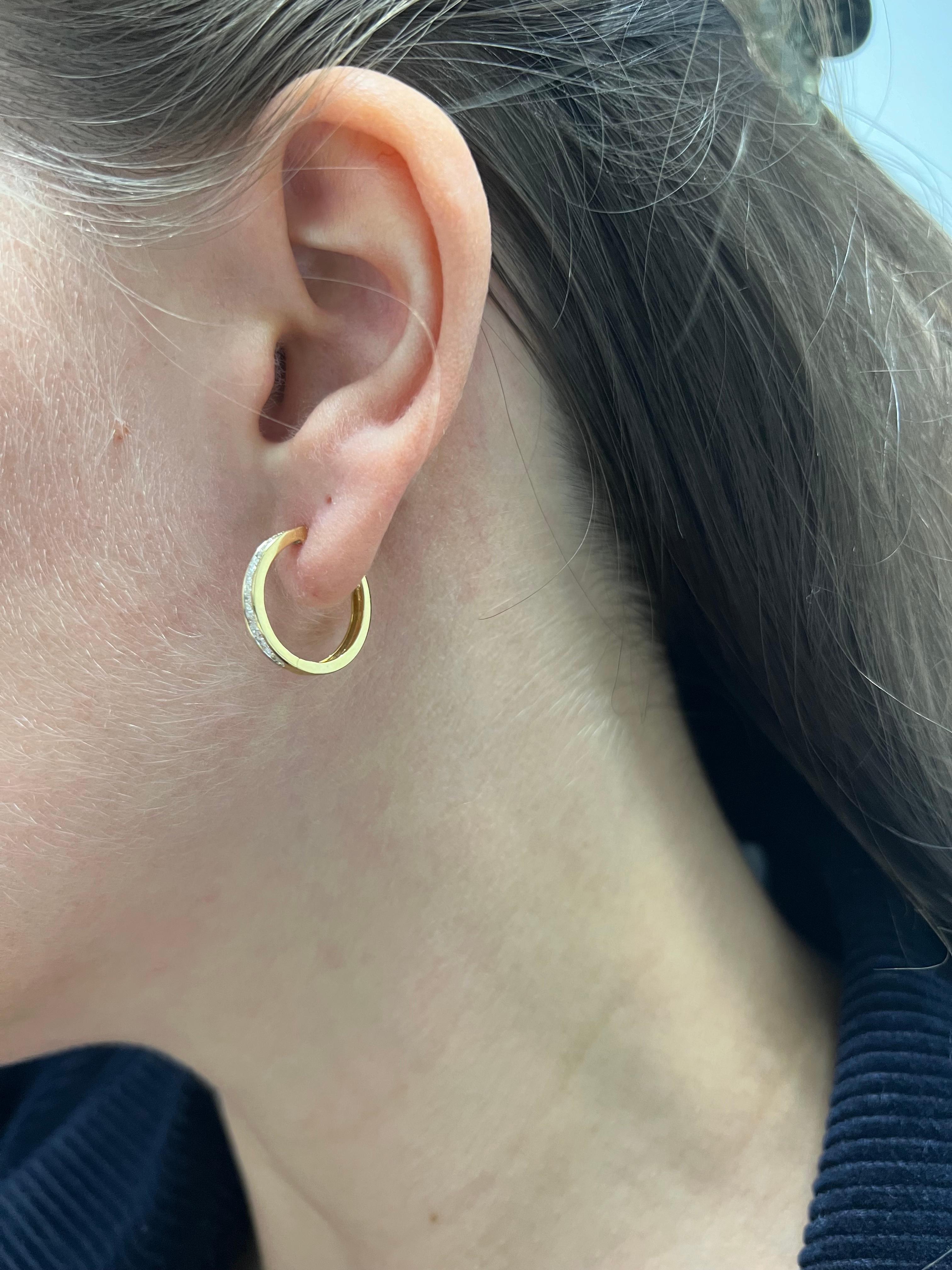 Natural Diamond 0.55 carats 18KT Yellow Gold Hoop Huggies Earrings For Sale 6