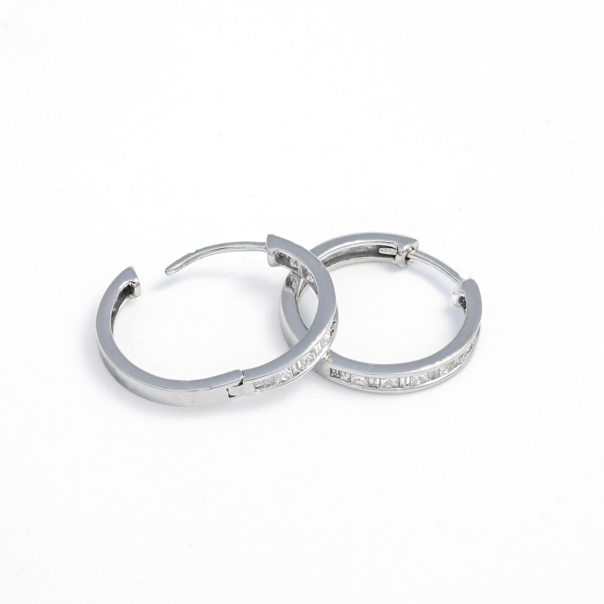 Natural Diamond 0.55 carats 18KT Yellow Gold Hoop Huggies Earrings For Sale 1