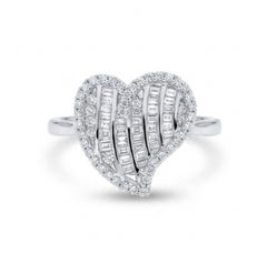 Natural Diamond 0.60CTS Ring in 18k Gold